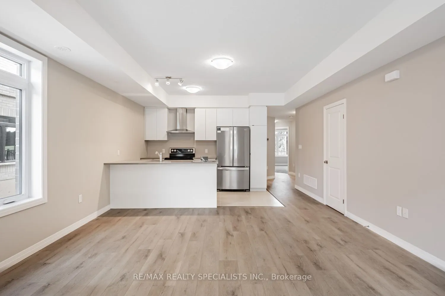 64 Thatcher Drive, #N/A