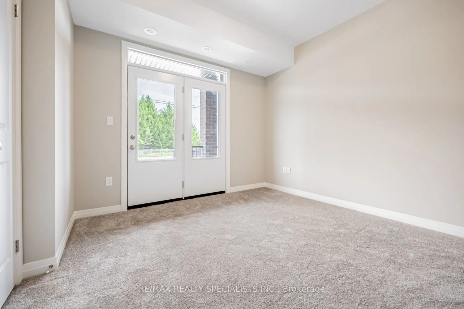 64 Thatcher Drive, #N/A