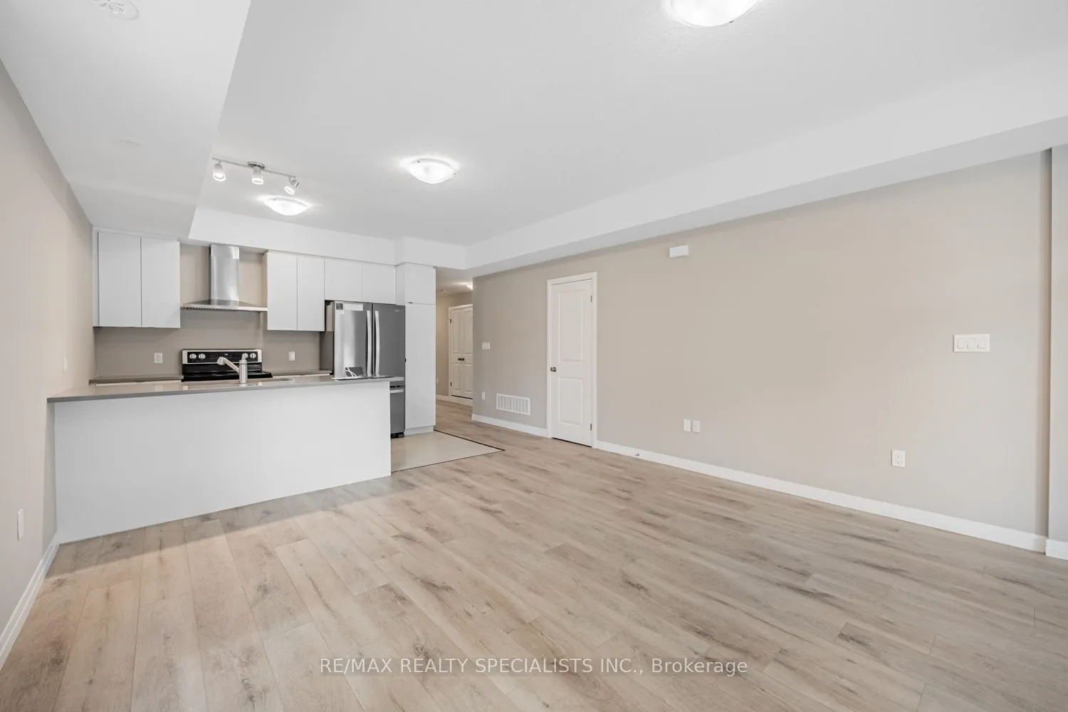 64 Thatcher Drive, #N/A