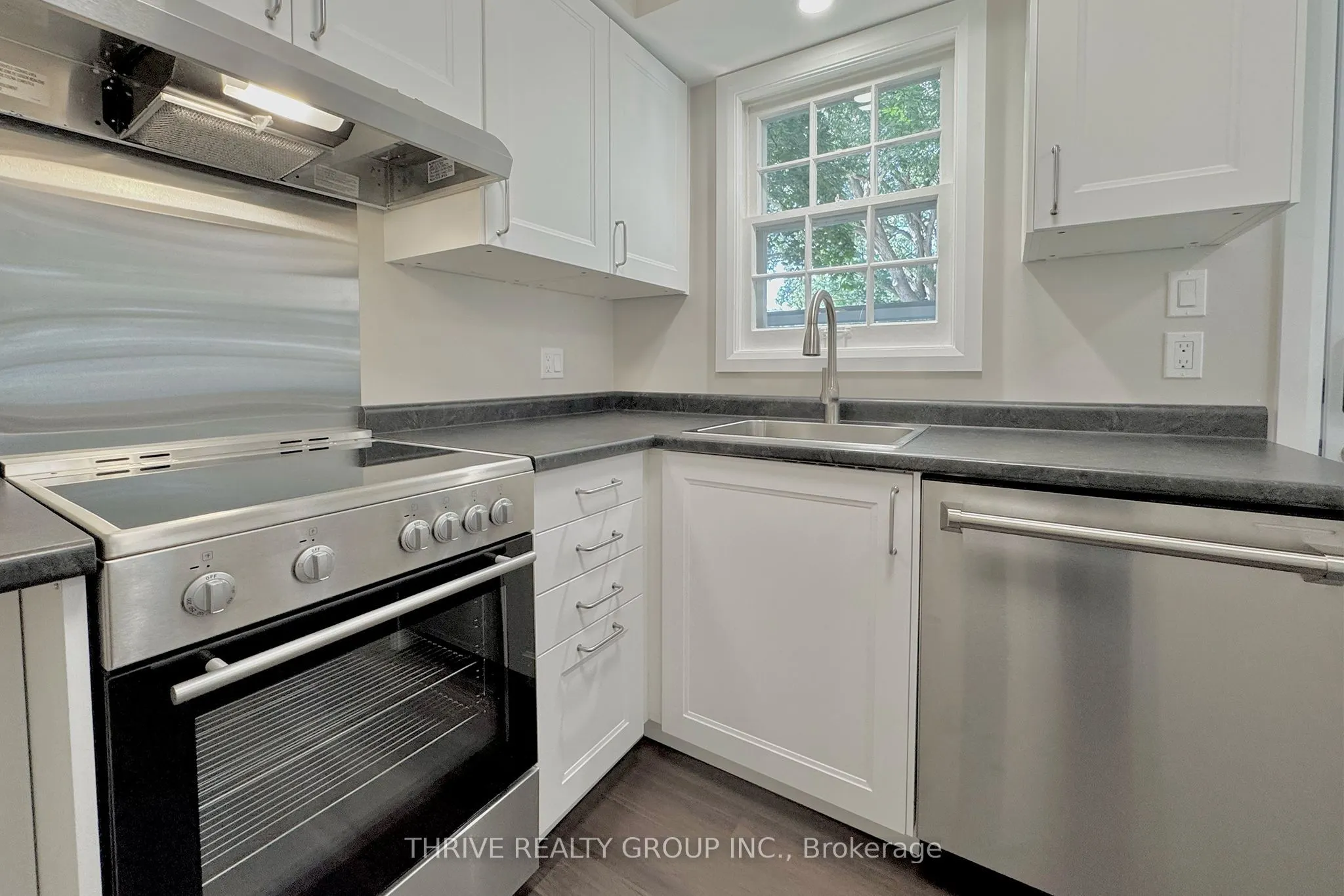 165 Oxford Street W