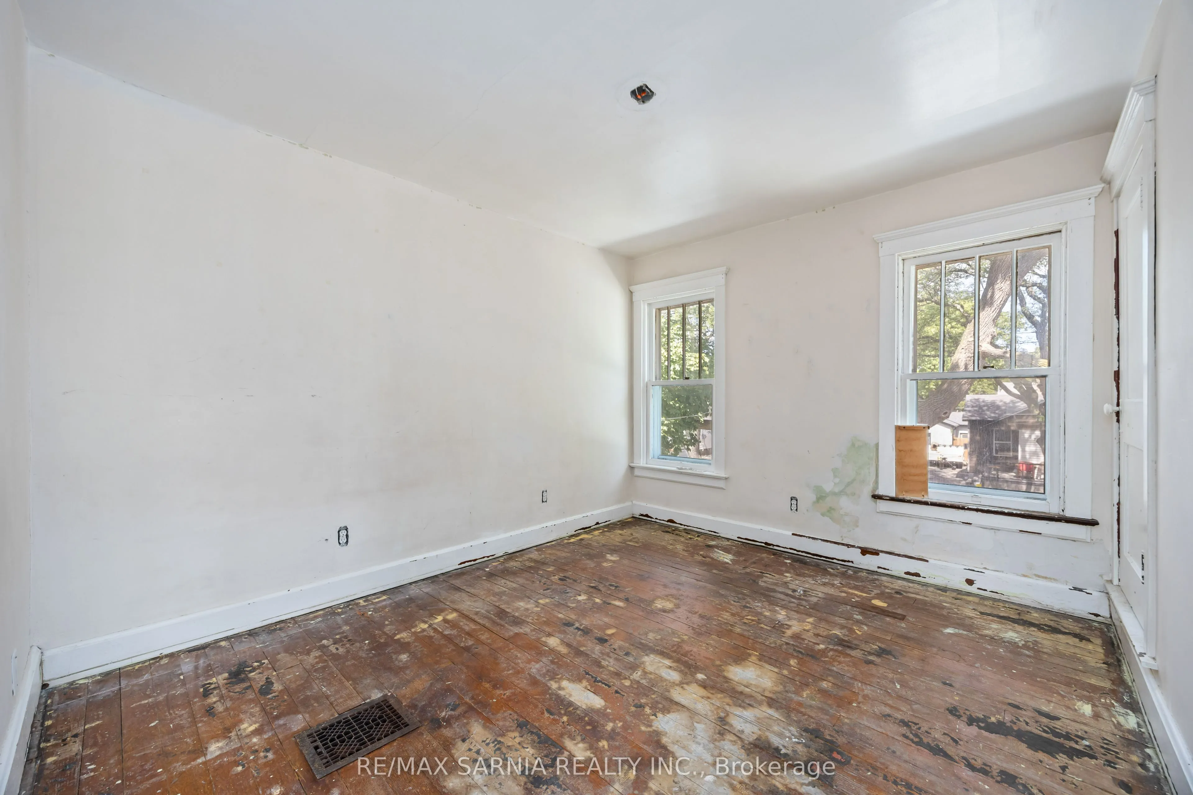 273 Bright Street