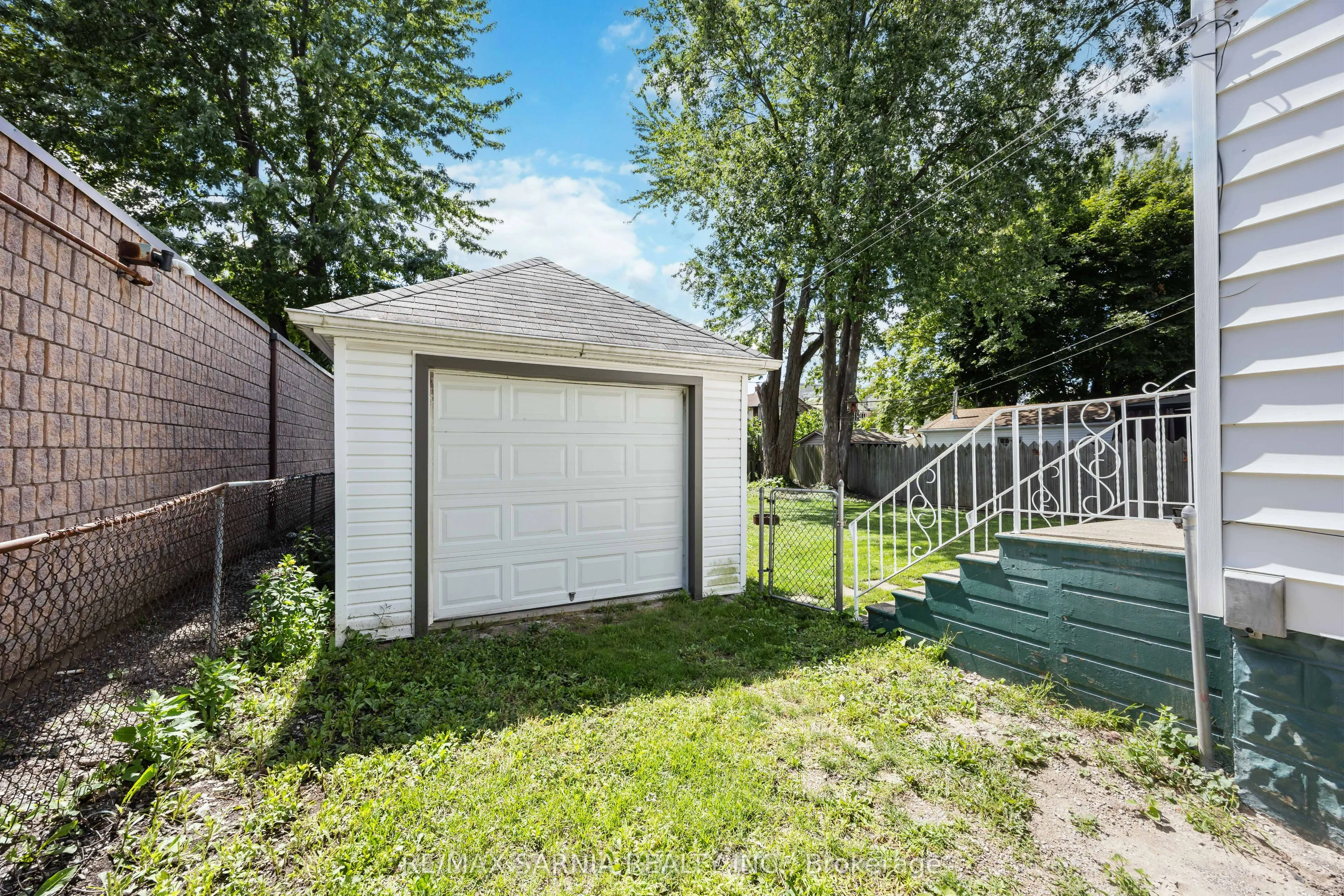 273 Bright Street