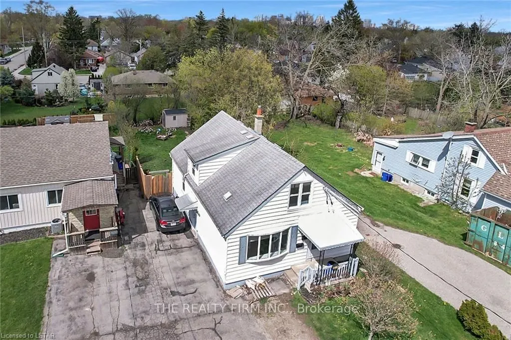 60 Emery Street W