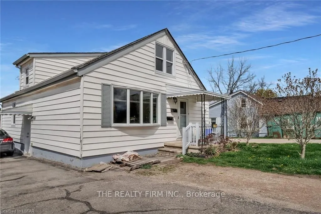 60 Emery Street W