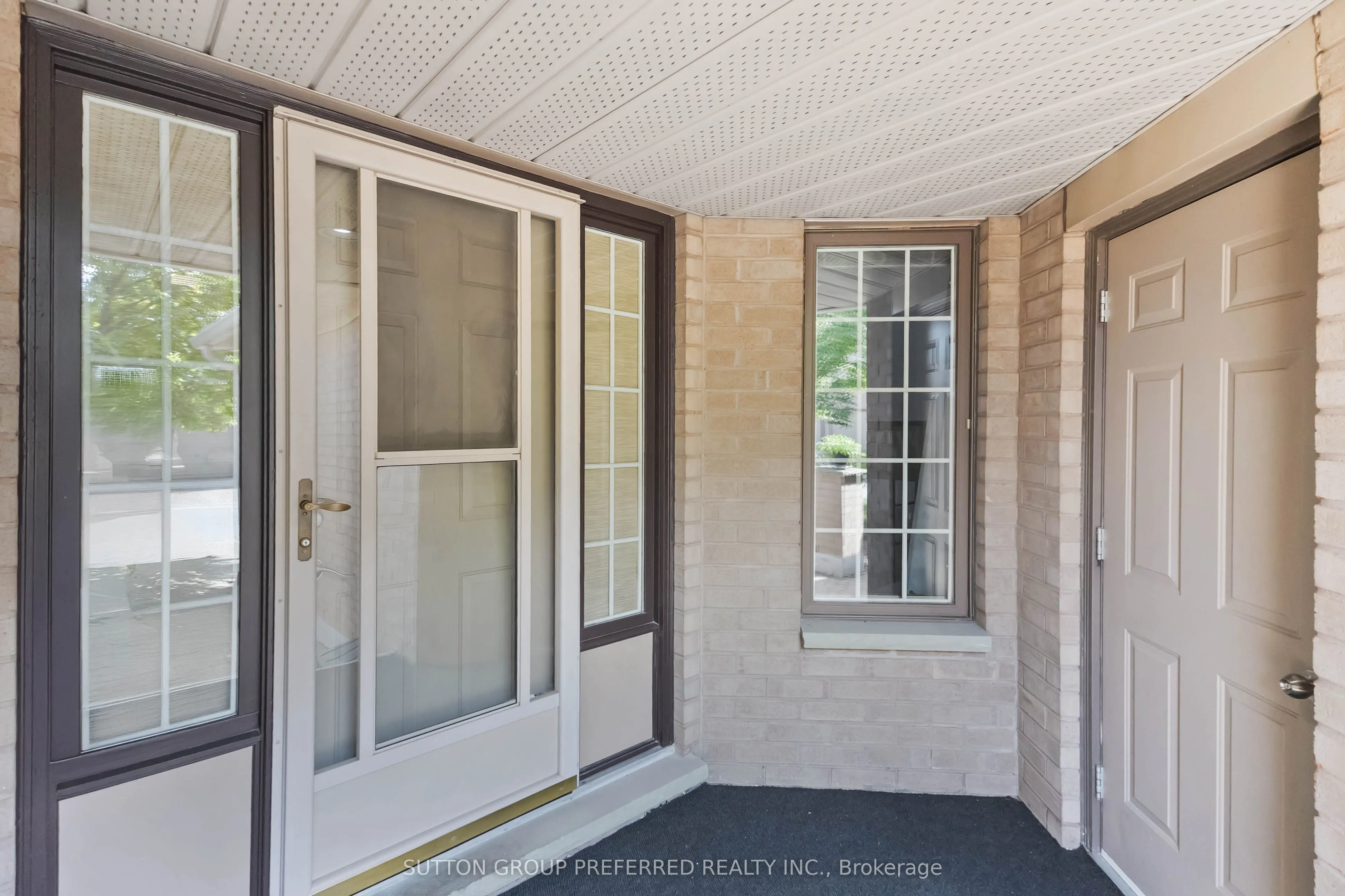 617 Wharncliffe Road S, #2