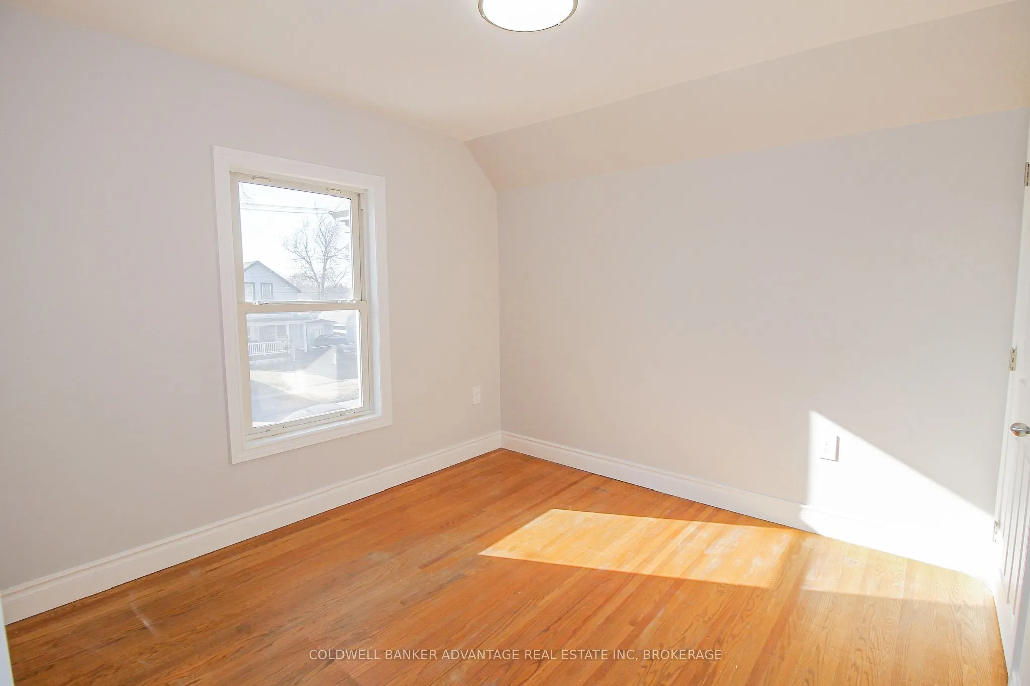 28 Myrtle Avenue