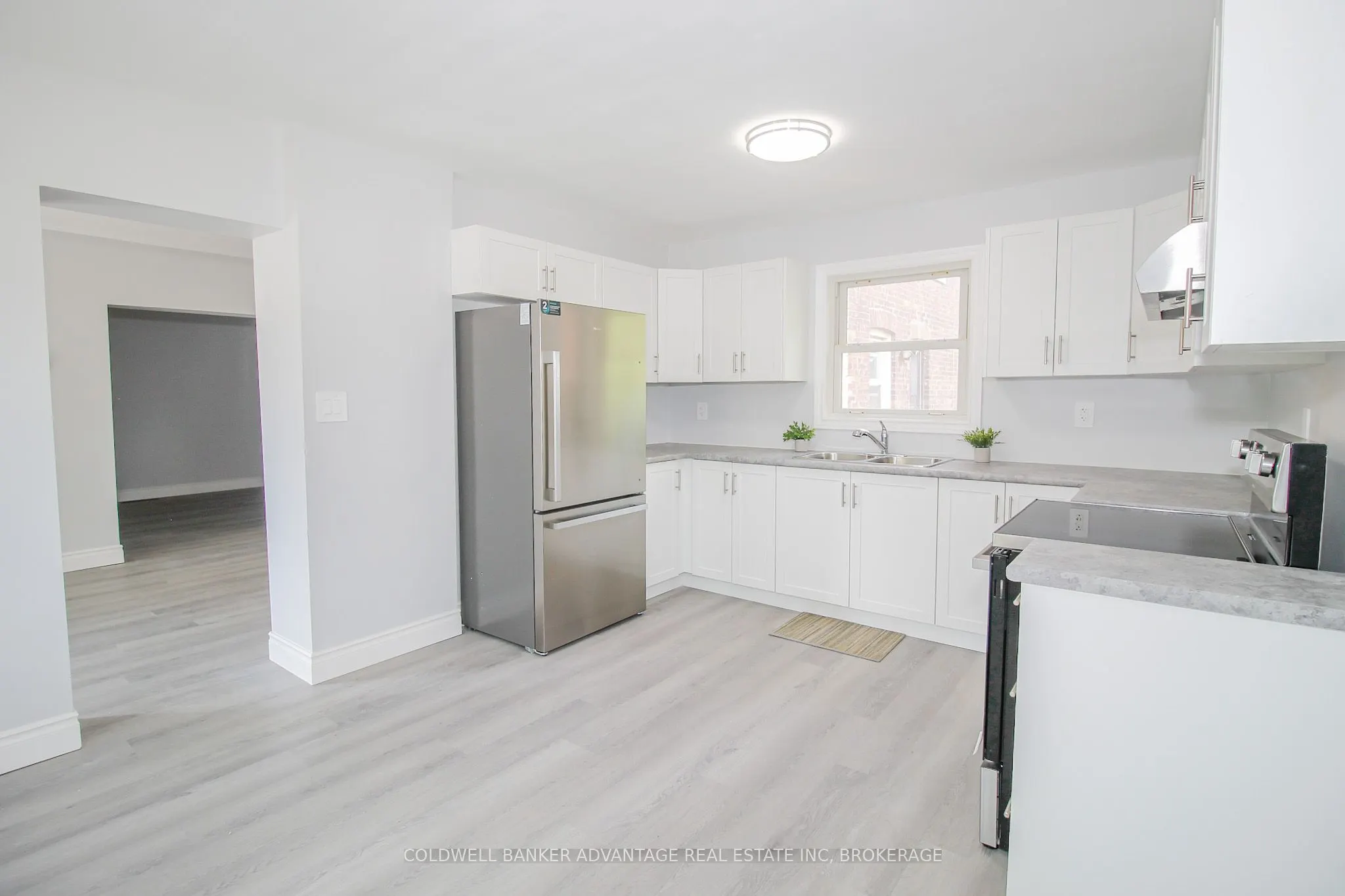 28 Myrtle Avenue