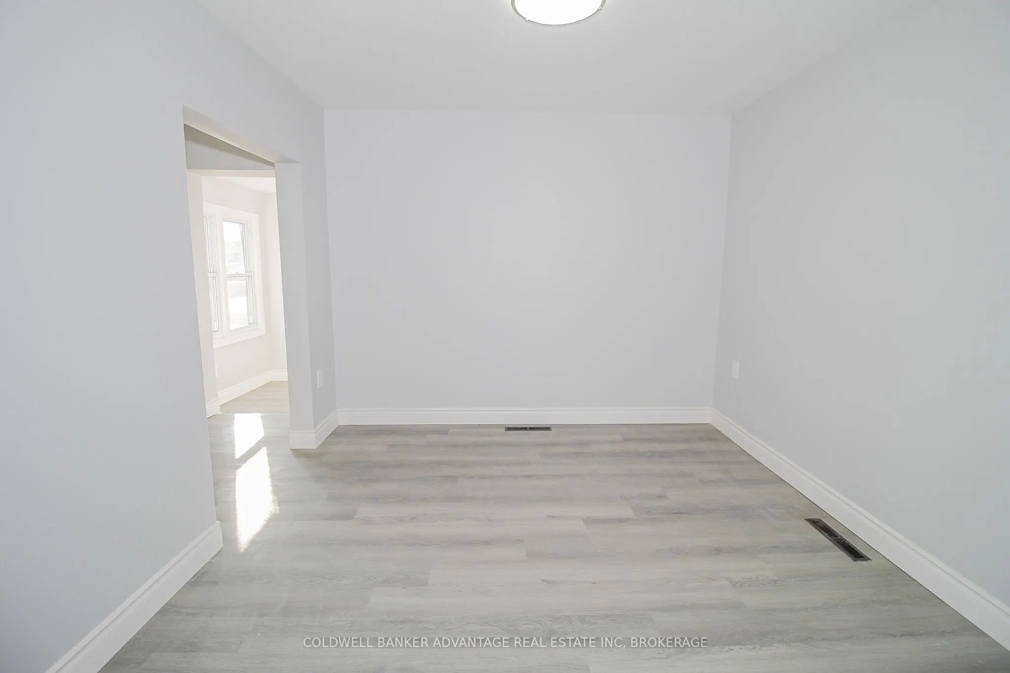 28 Myrtle Avenue