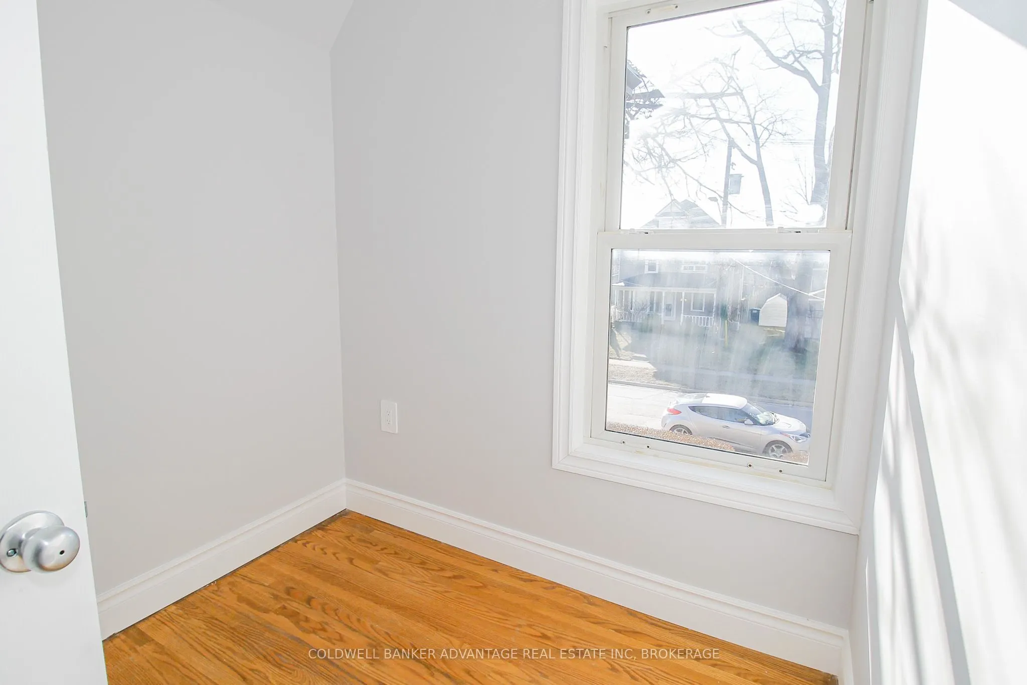 28 Myrtle Avenue
