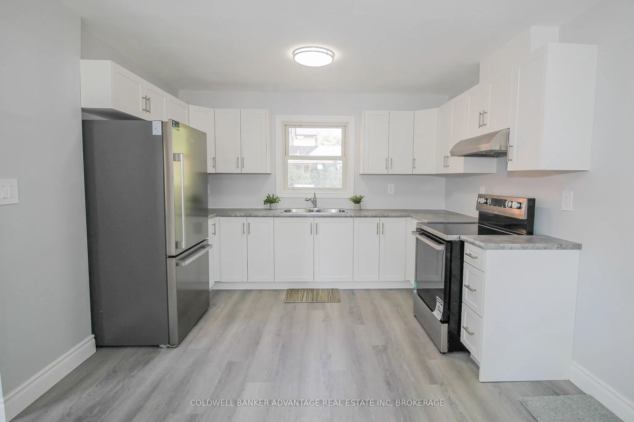 28 Myrtle Avenue