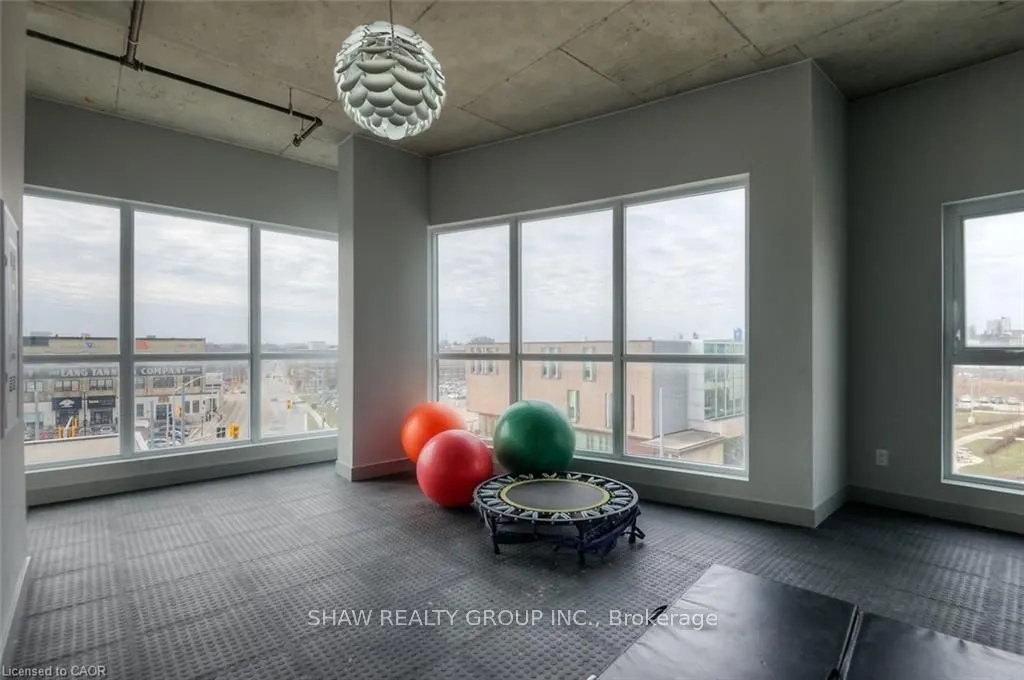 1 Victoria Street S, #1513