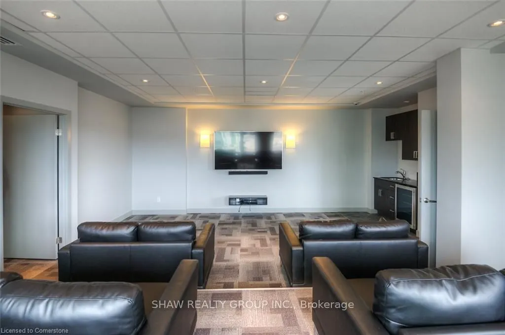 1 Victoria Street S, #1513