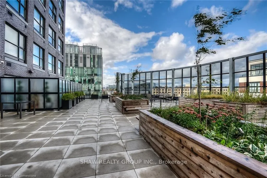 1 Victoria Street S, #1513