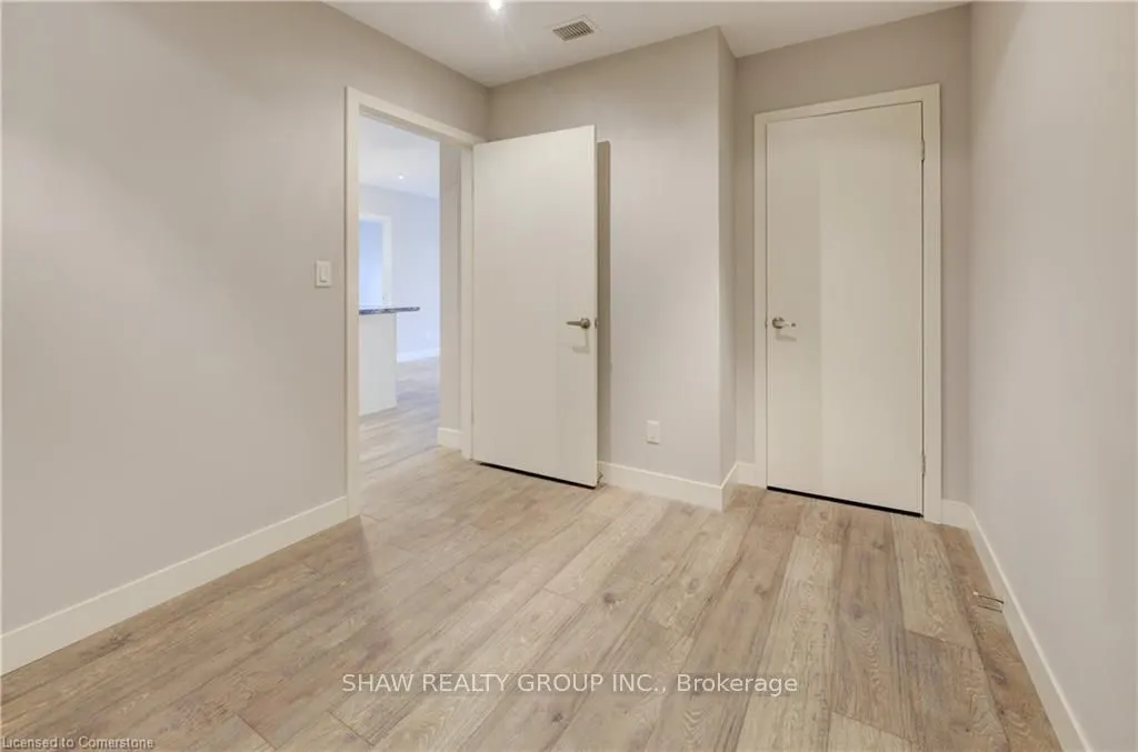 1 Victoria Street S, #1513