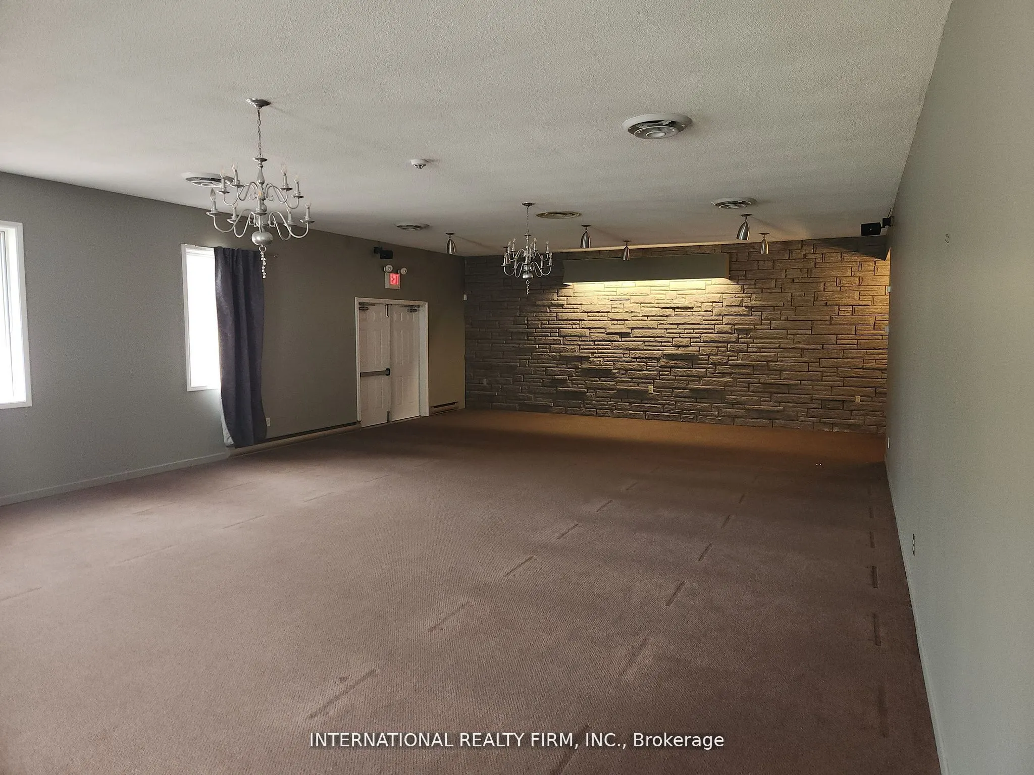 1309 King Street E