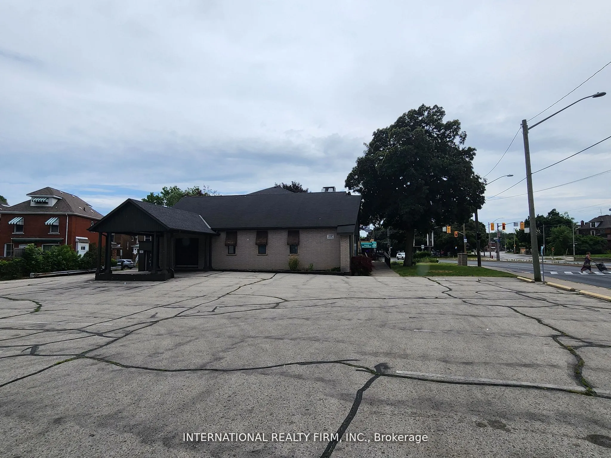 1309 King Street E