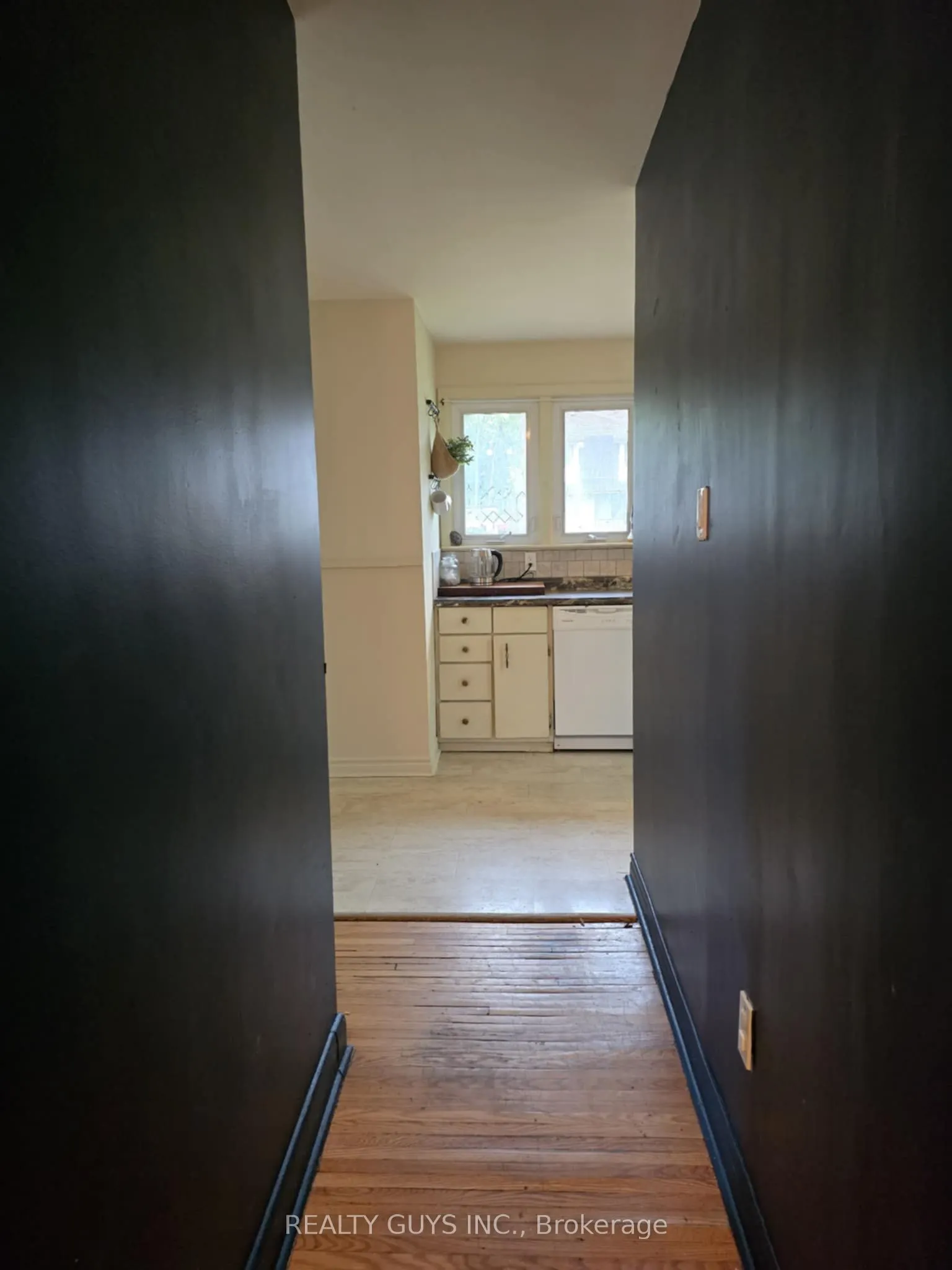 650 CRAWFORD Drive