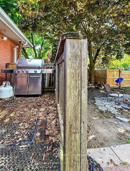650 CRAWFORD Drive
