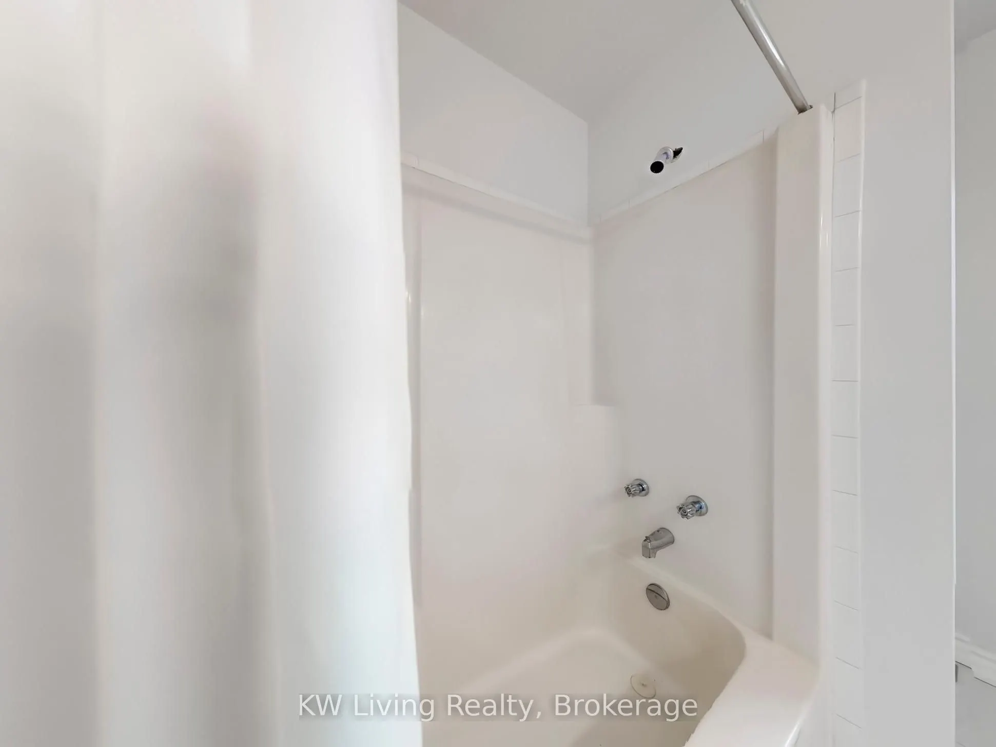 250 Keats Way, #18