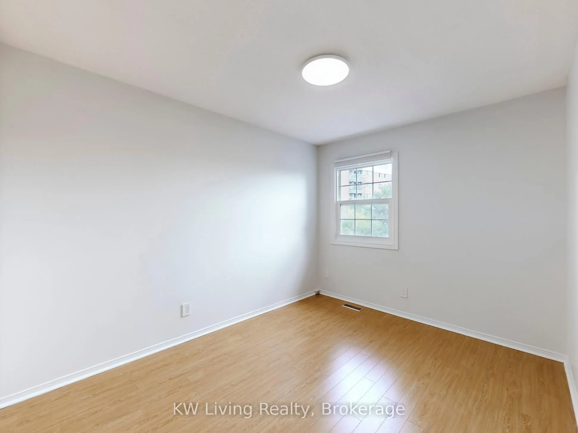 250 Keats Way, #18