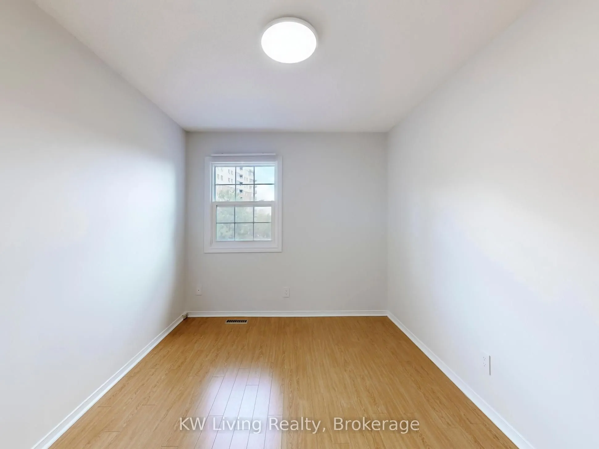 250 Keats Way, #18