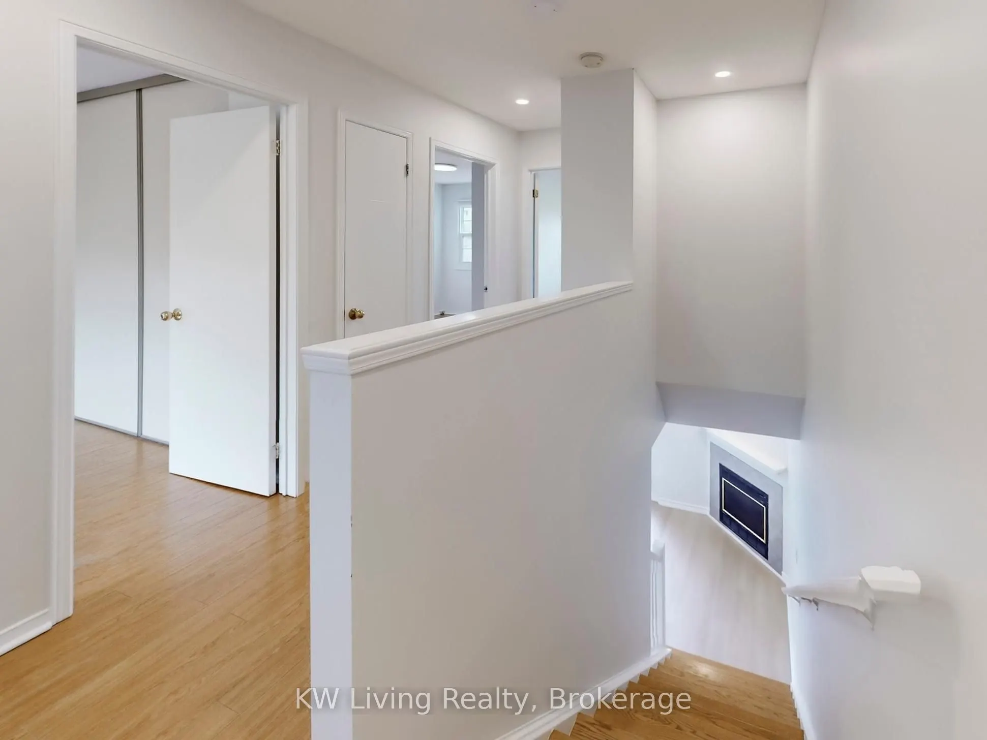 250 Keats Way, #18