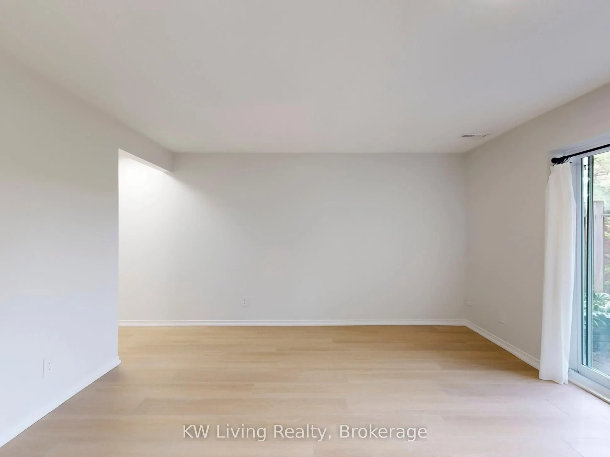 250 Keats Way, #18