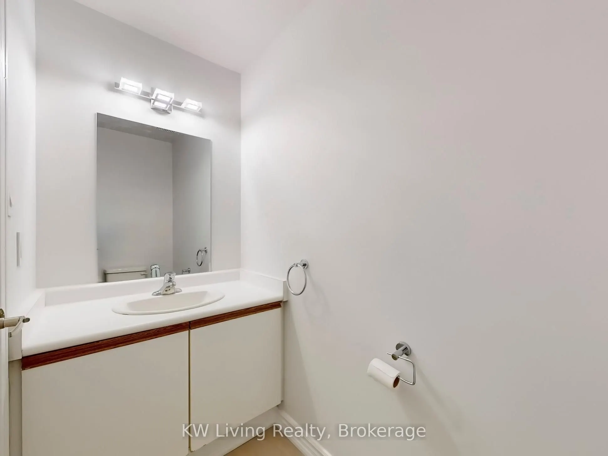 250 Keats Way, #18
