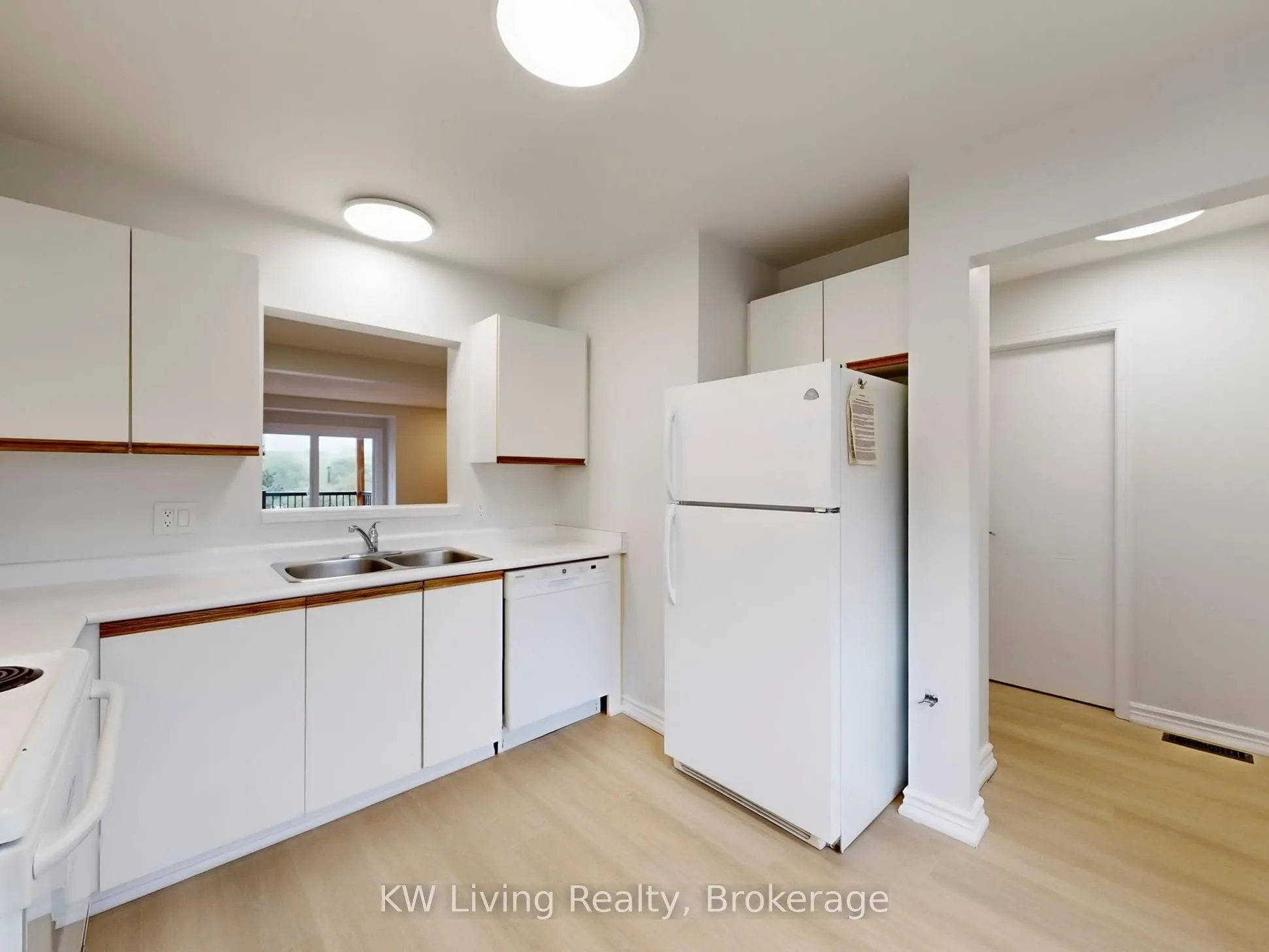 250 Keats Way, #18