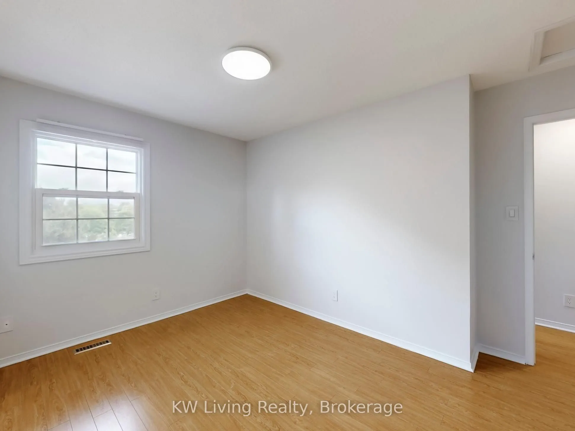 250 Keats Way, #18