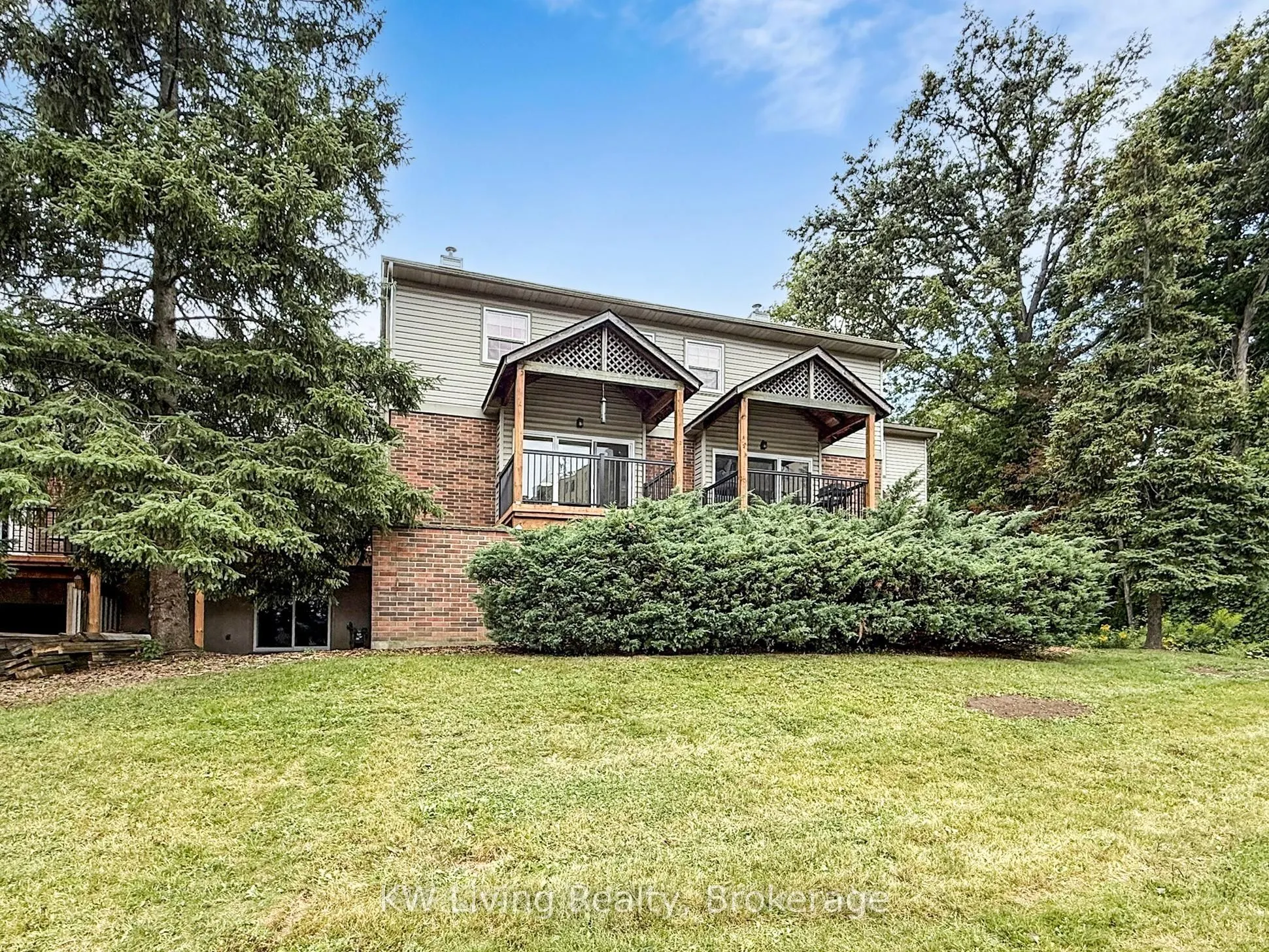 250 Keats Way, #18