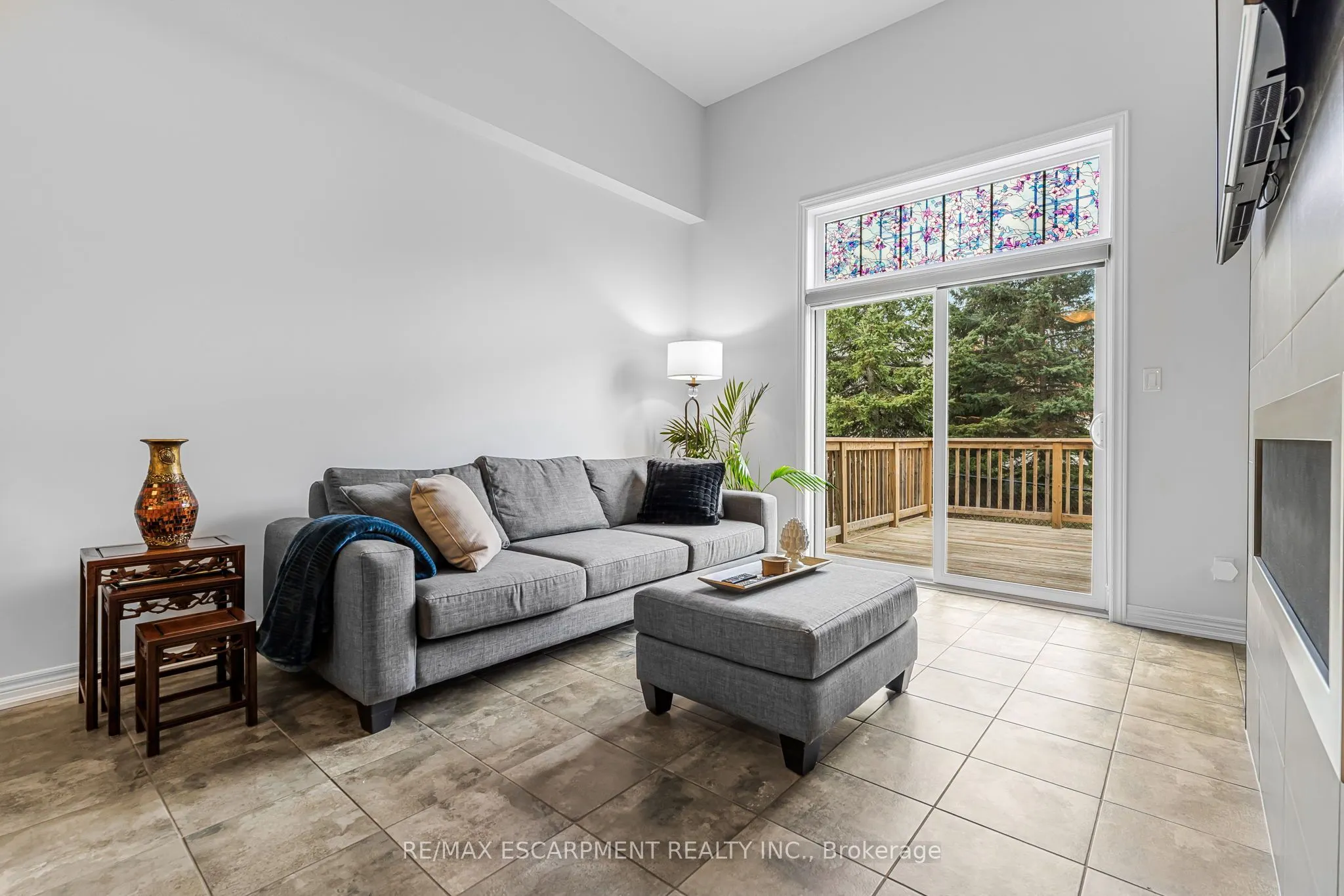 2848 King Street, #5