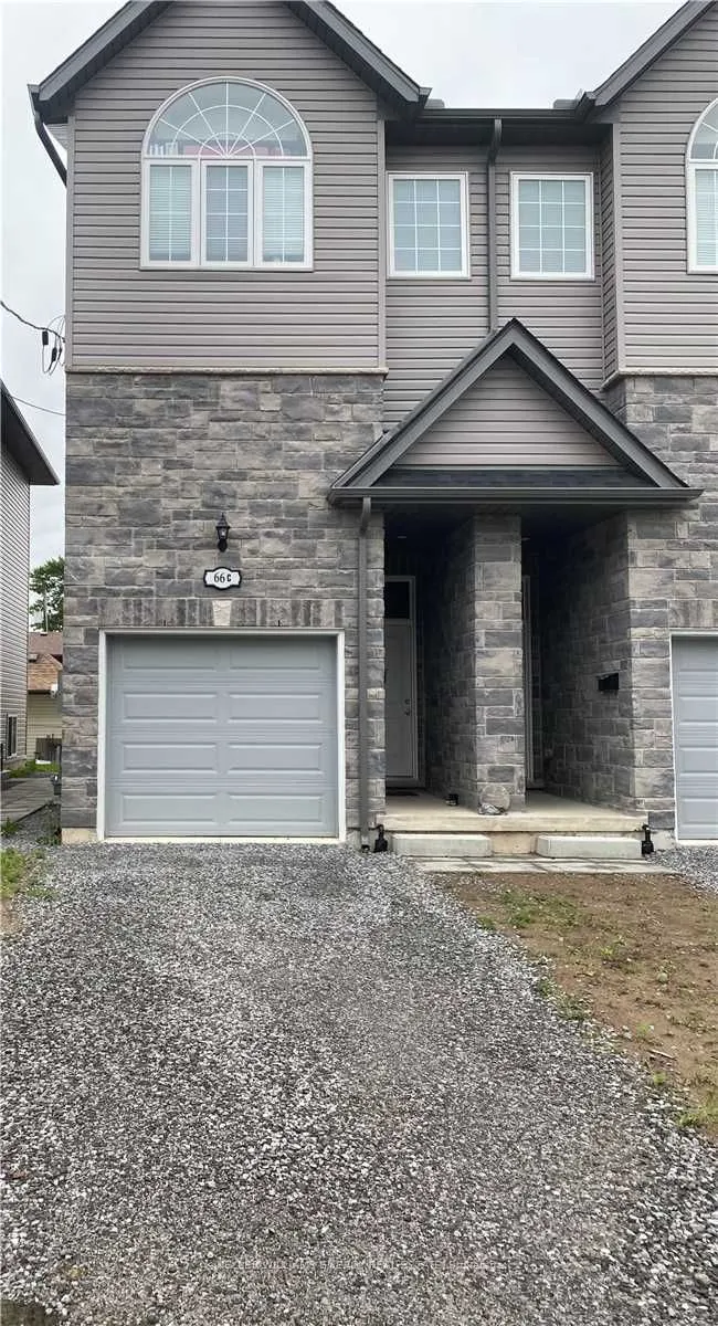 66C Battle Street
