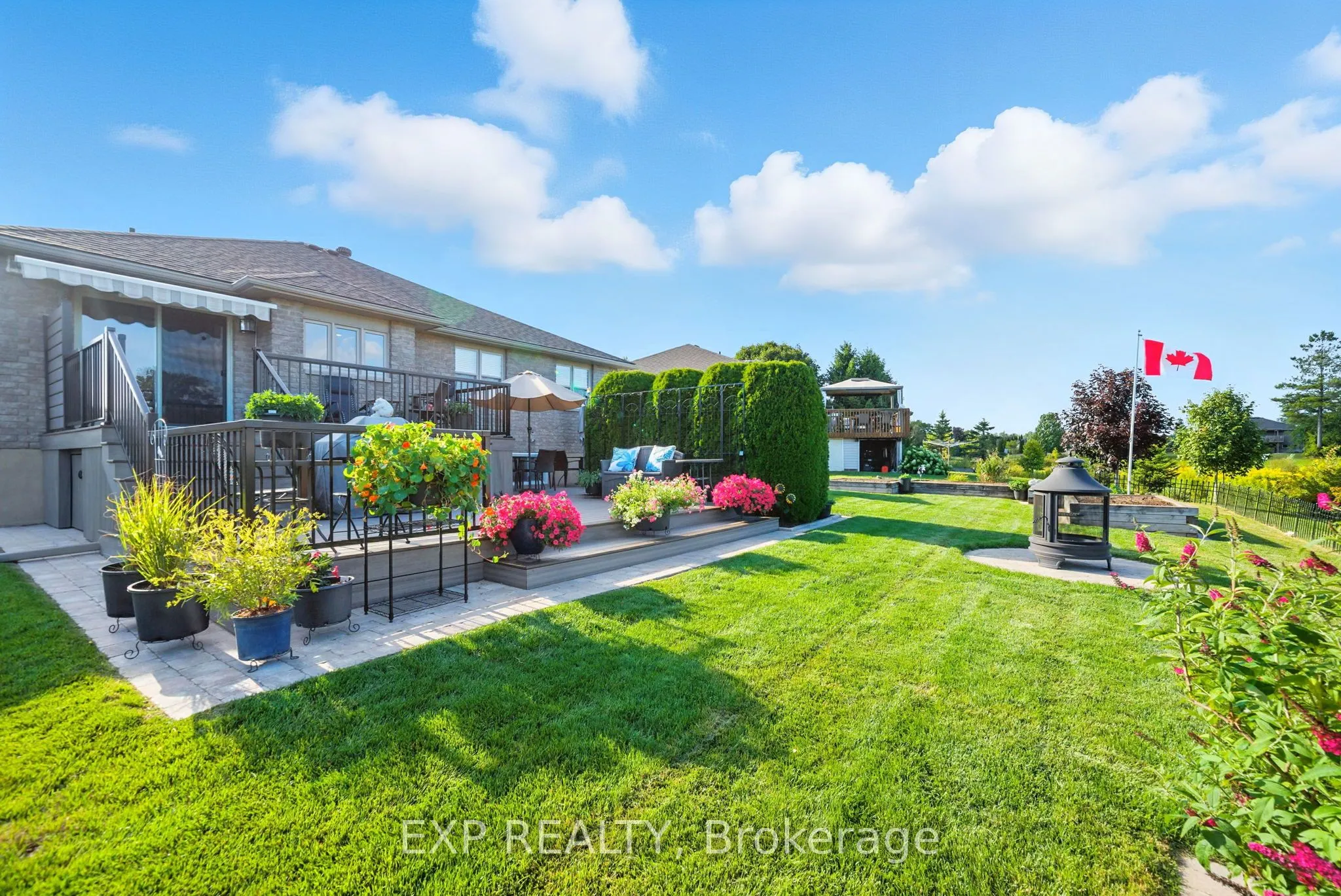 6 Cove Court