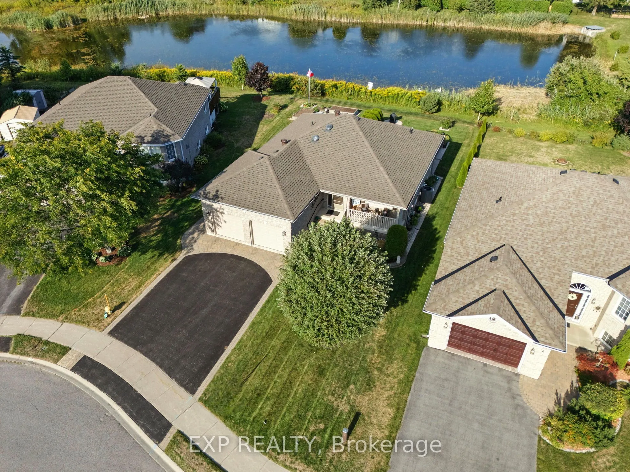 6 Cove Court