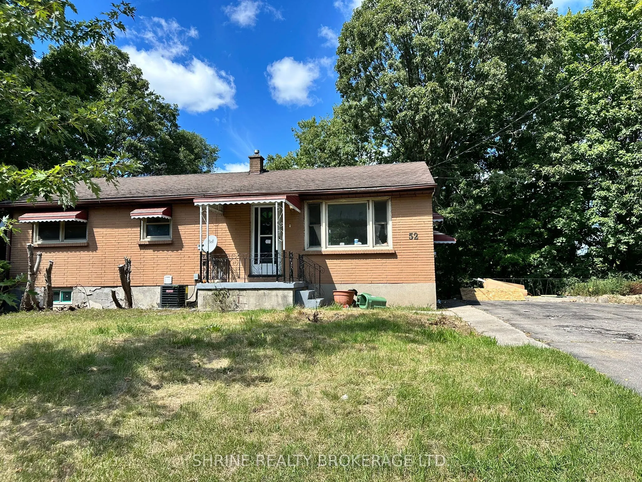 52 Marlborough Avenue, #upper