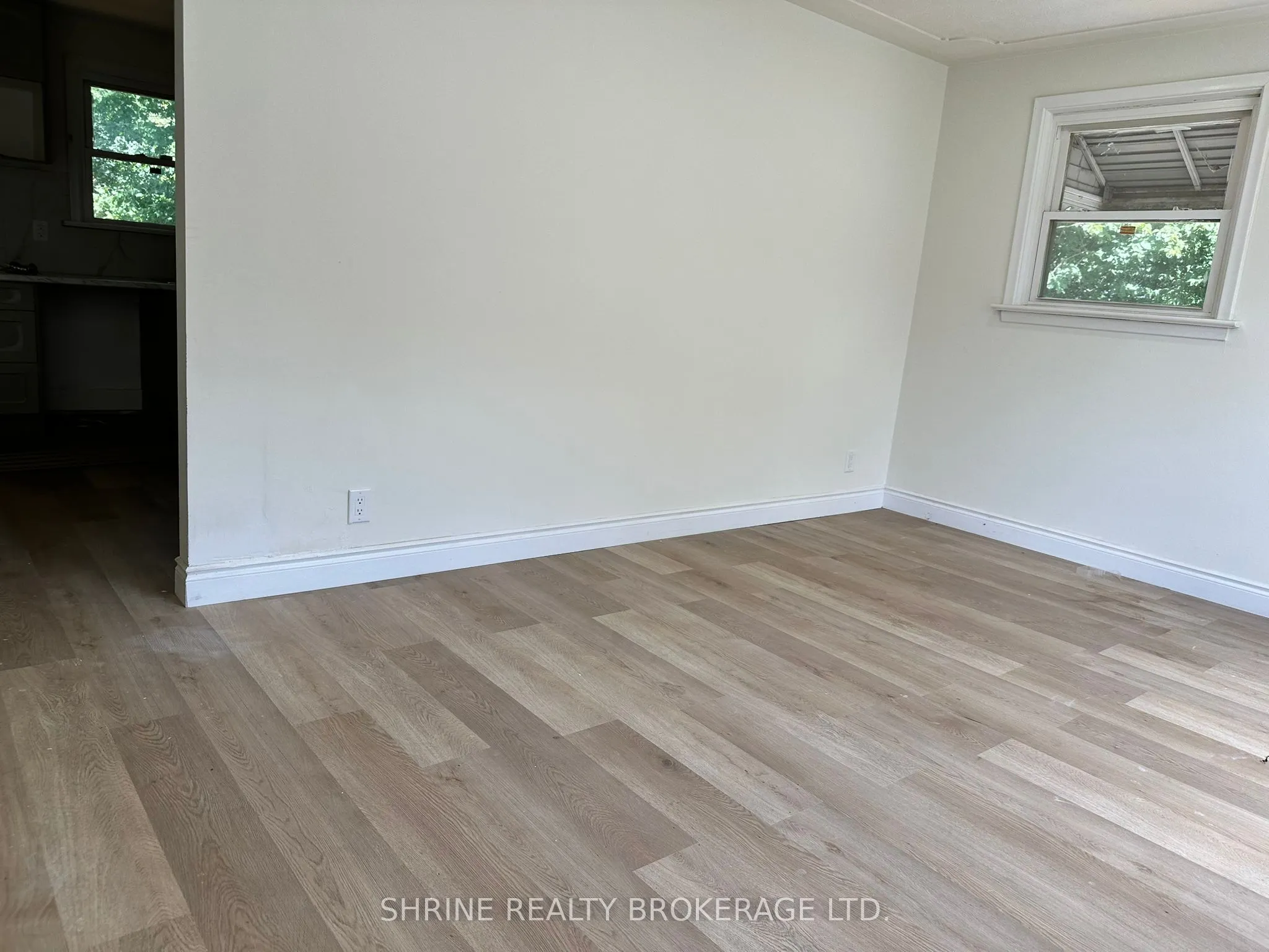52 Marlborough Avenue, #upper
