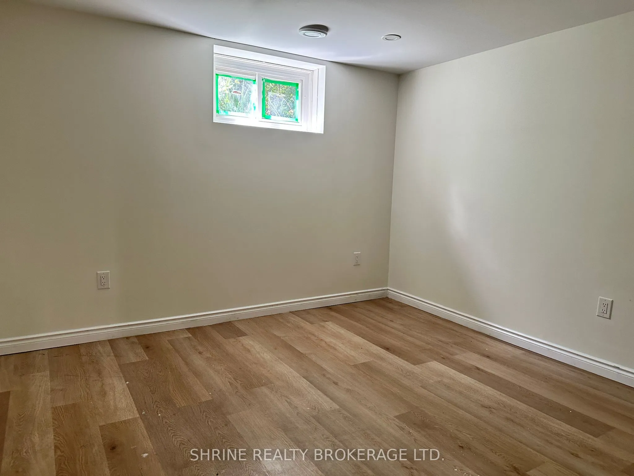 52 Marlborough Avenue, #upper