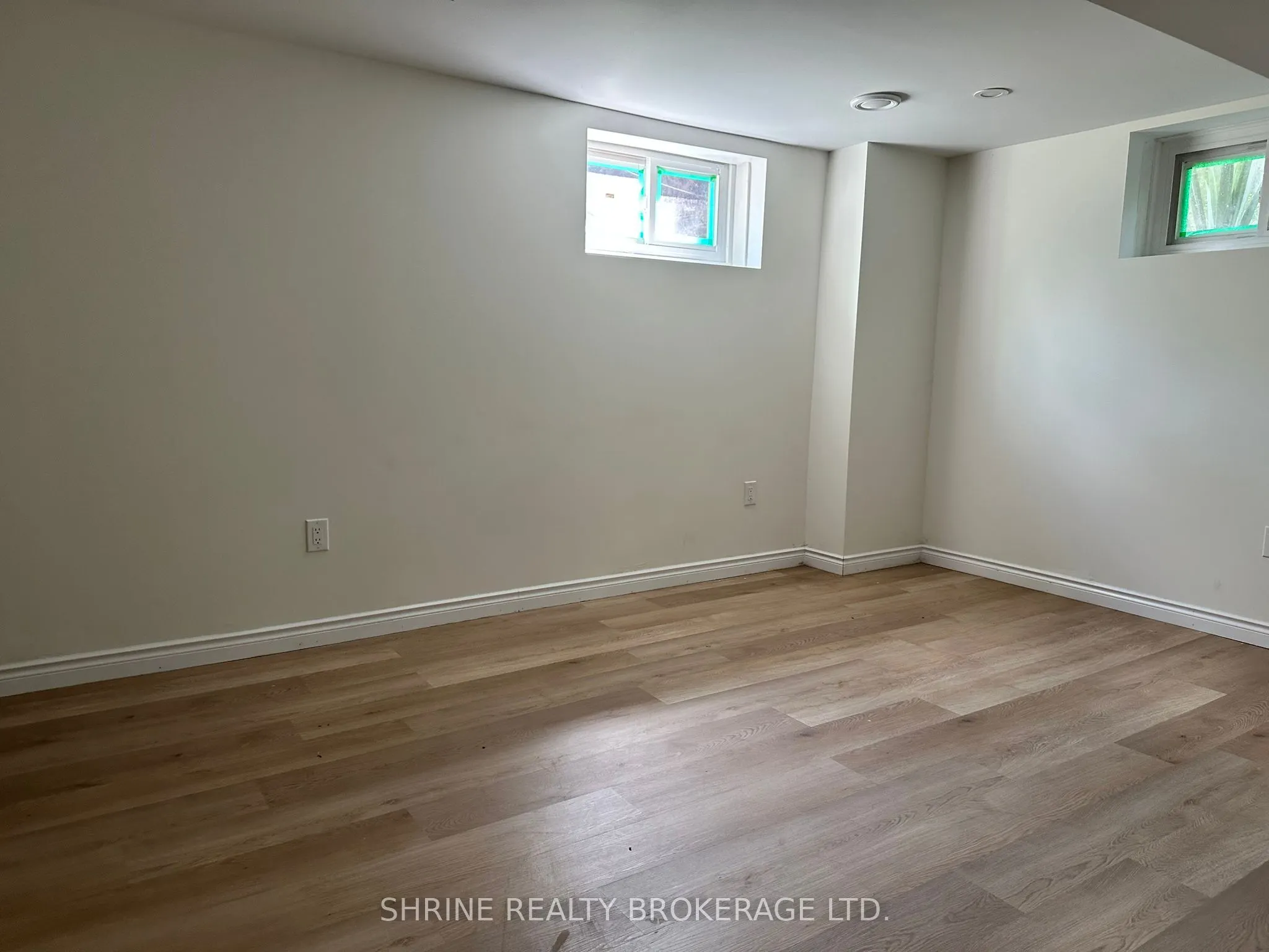 52 Marlborough Avenue, #upper