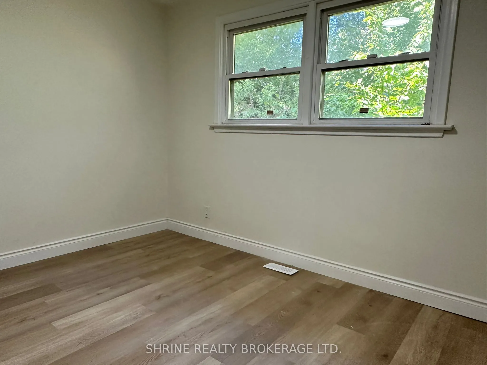 52 Marlborough Avenue, #upper