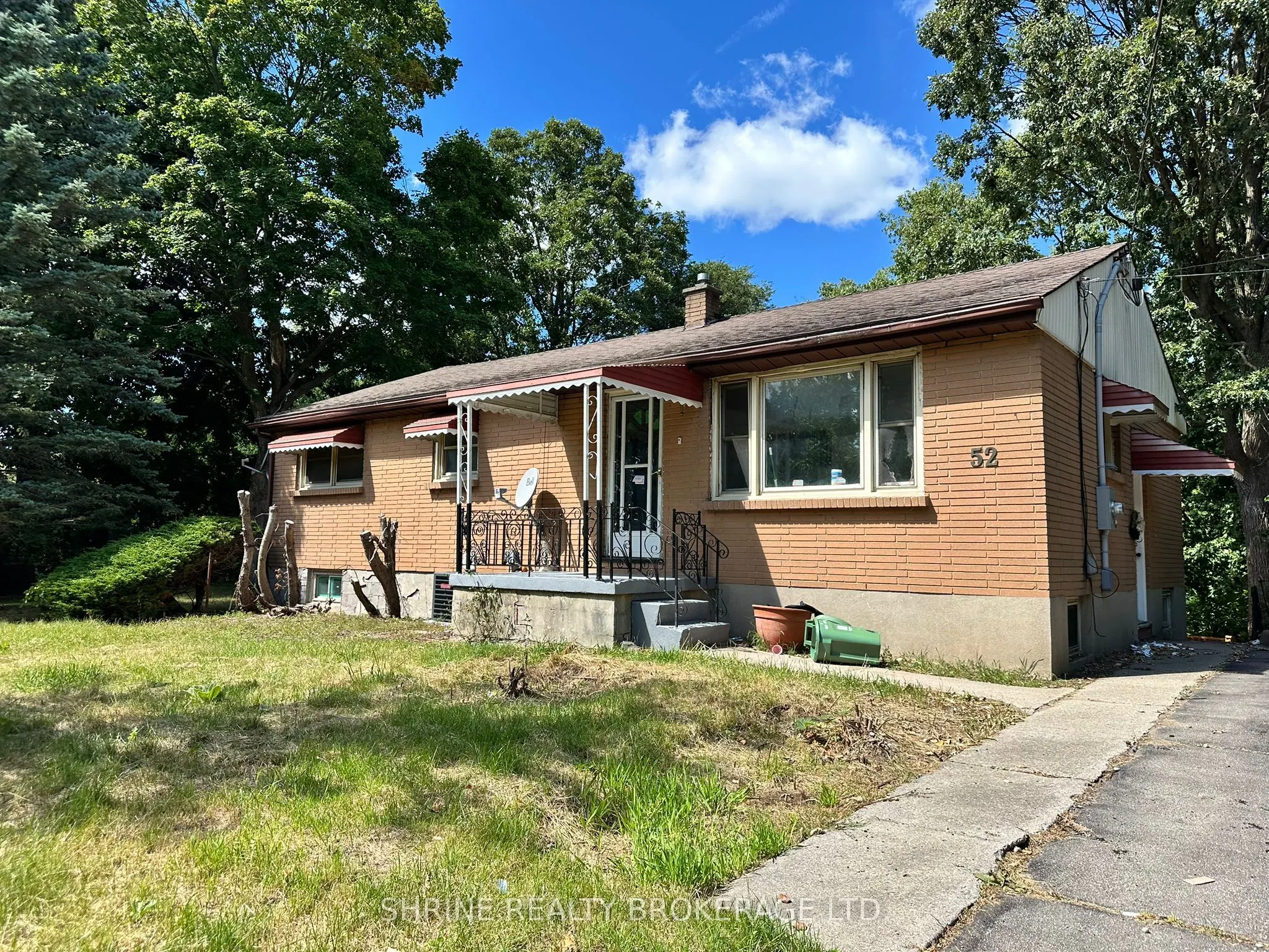 52 Marlborough Avenue, #upper