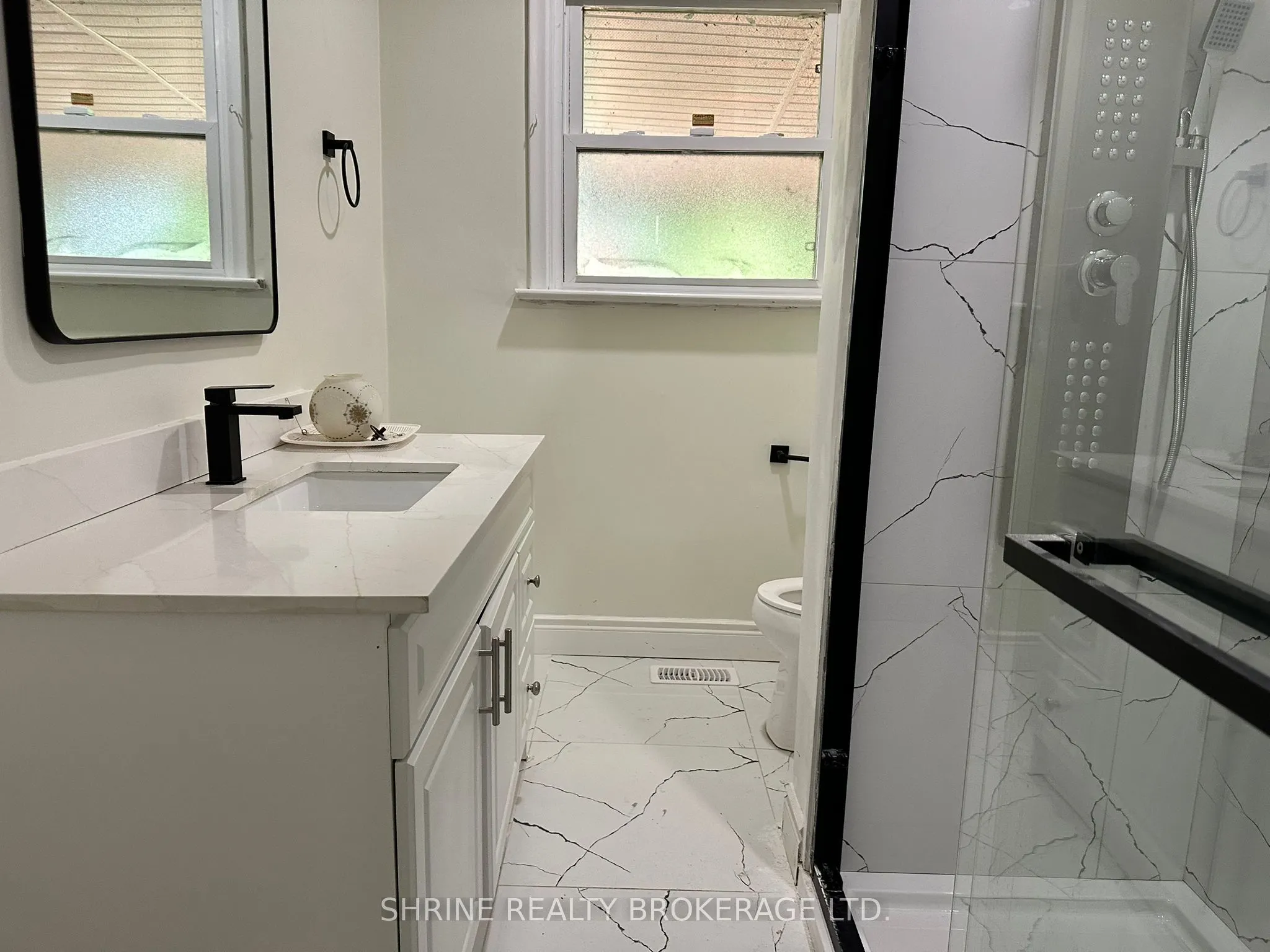 52 Marlborough Avenue, #upper