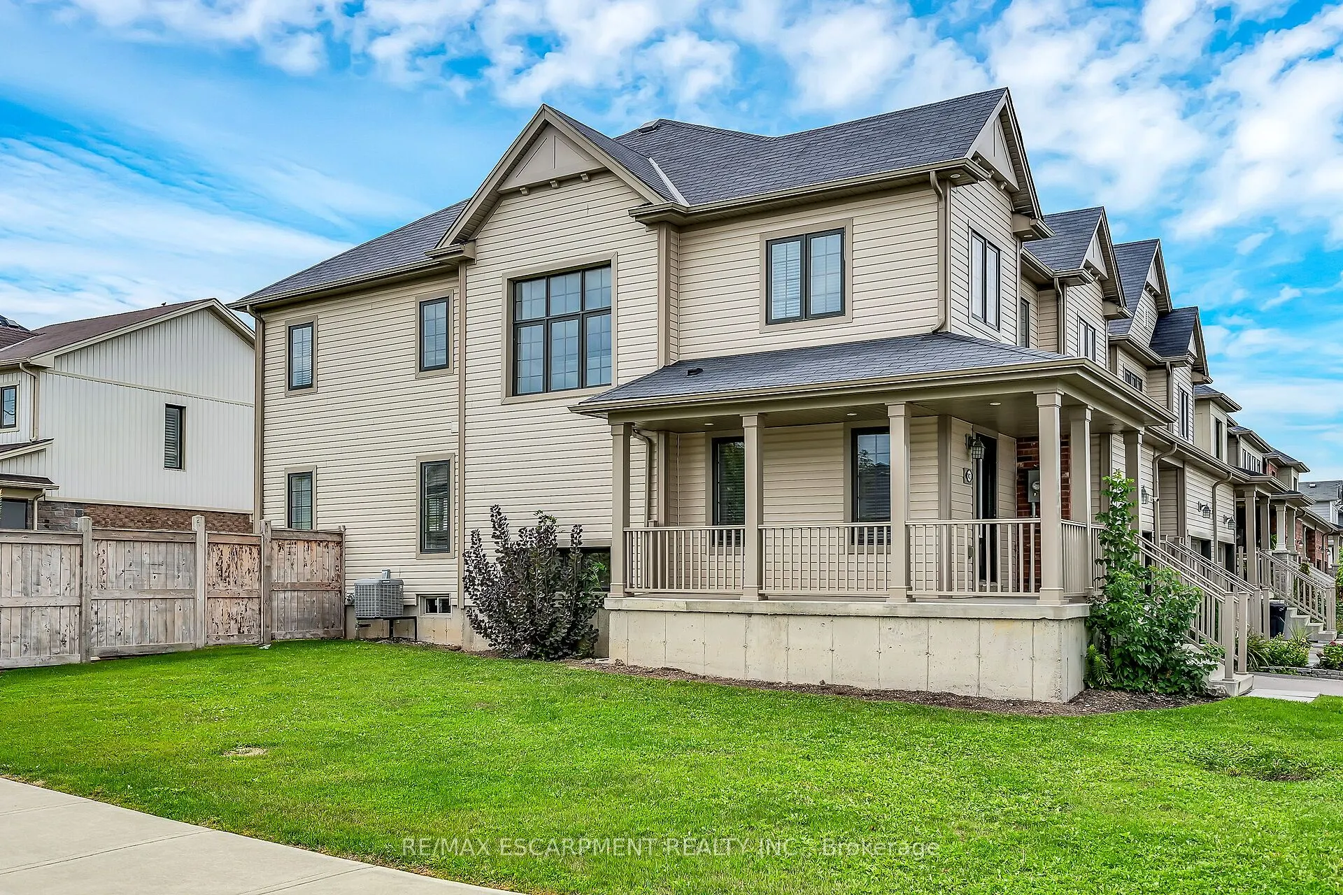 143 Thompson Road