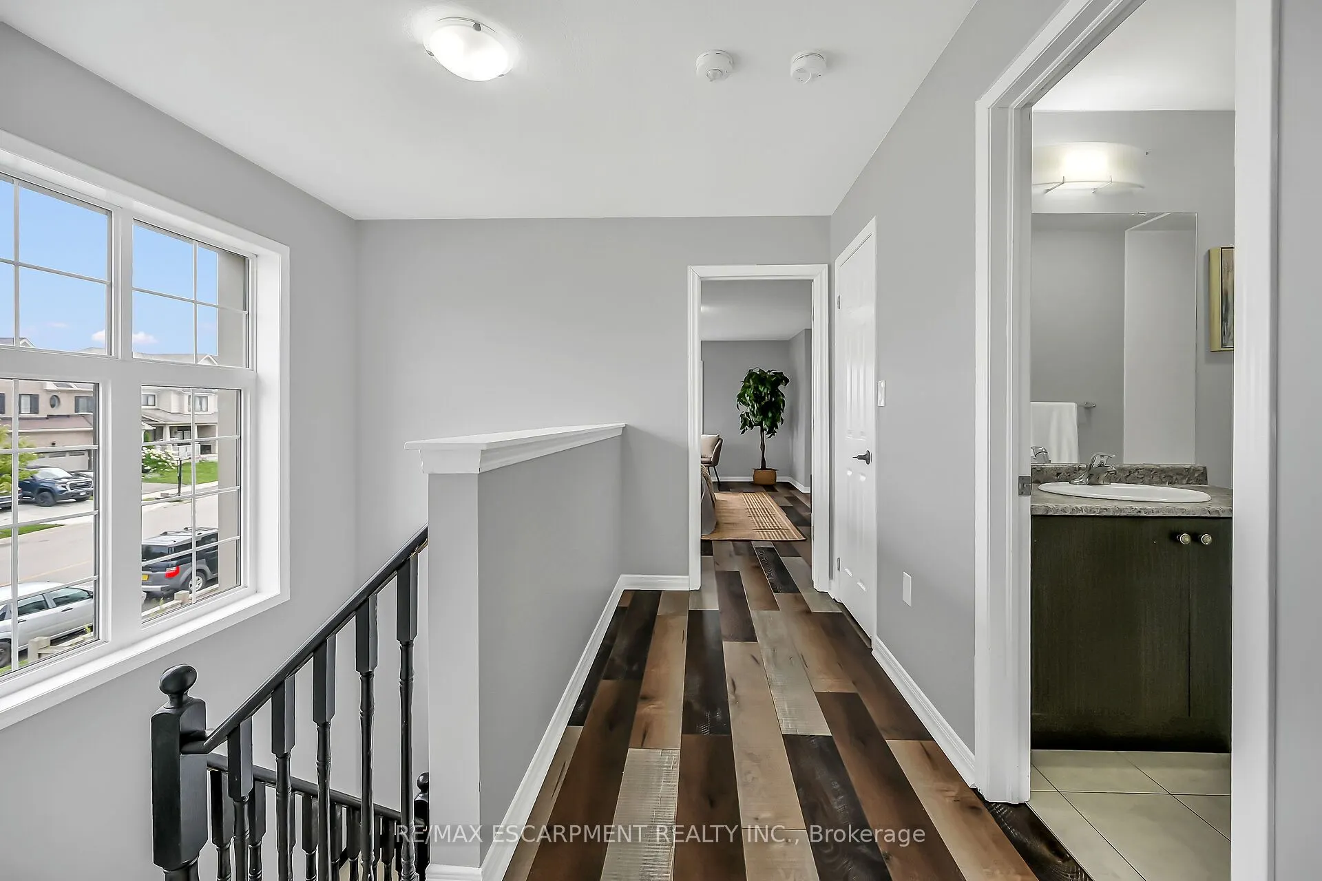 143 Thompson Road