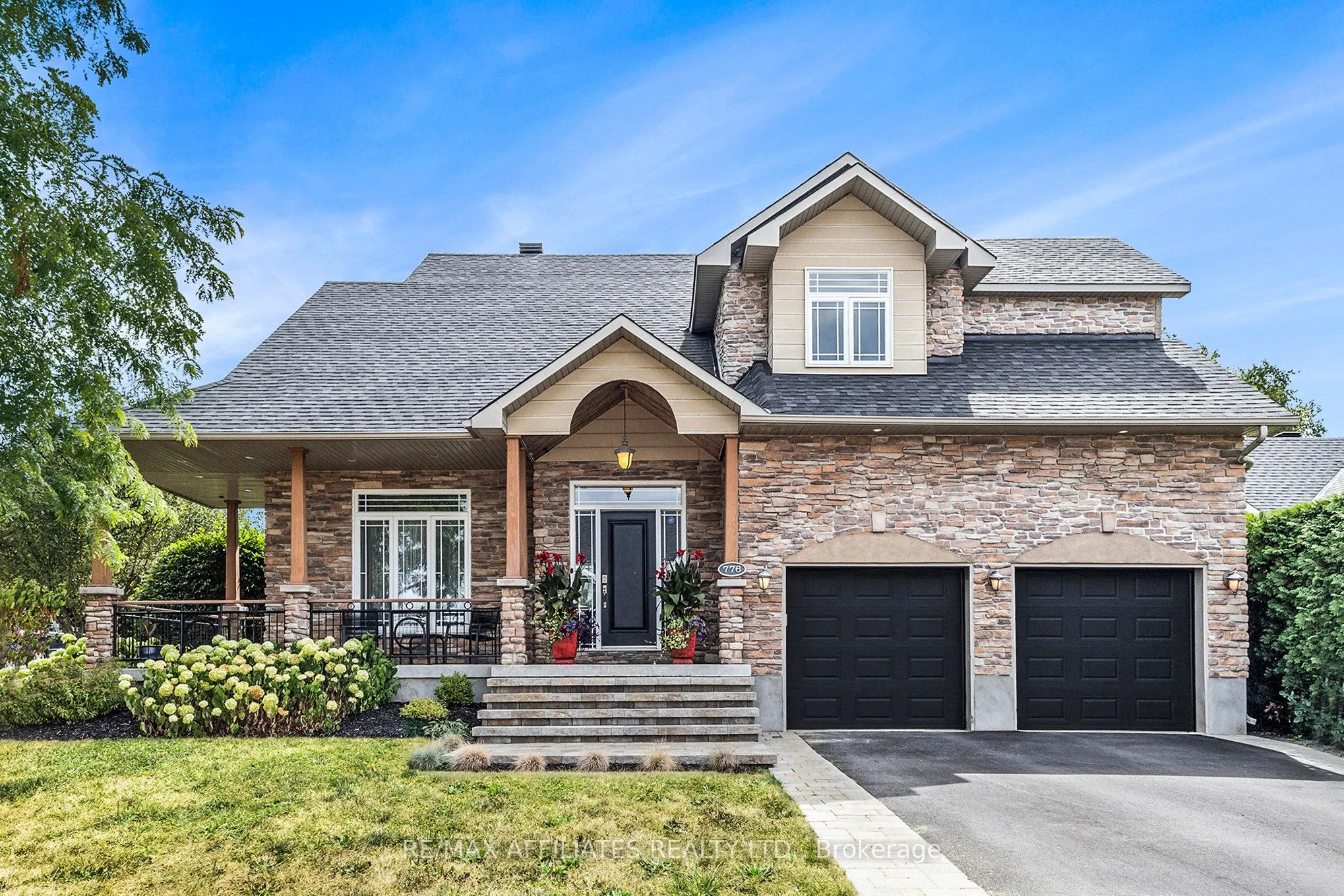 776 Levesque Crescent
