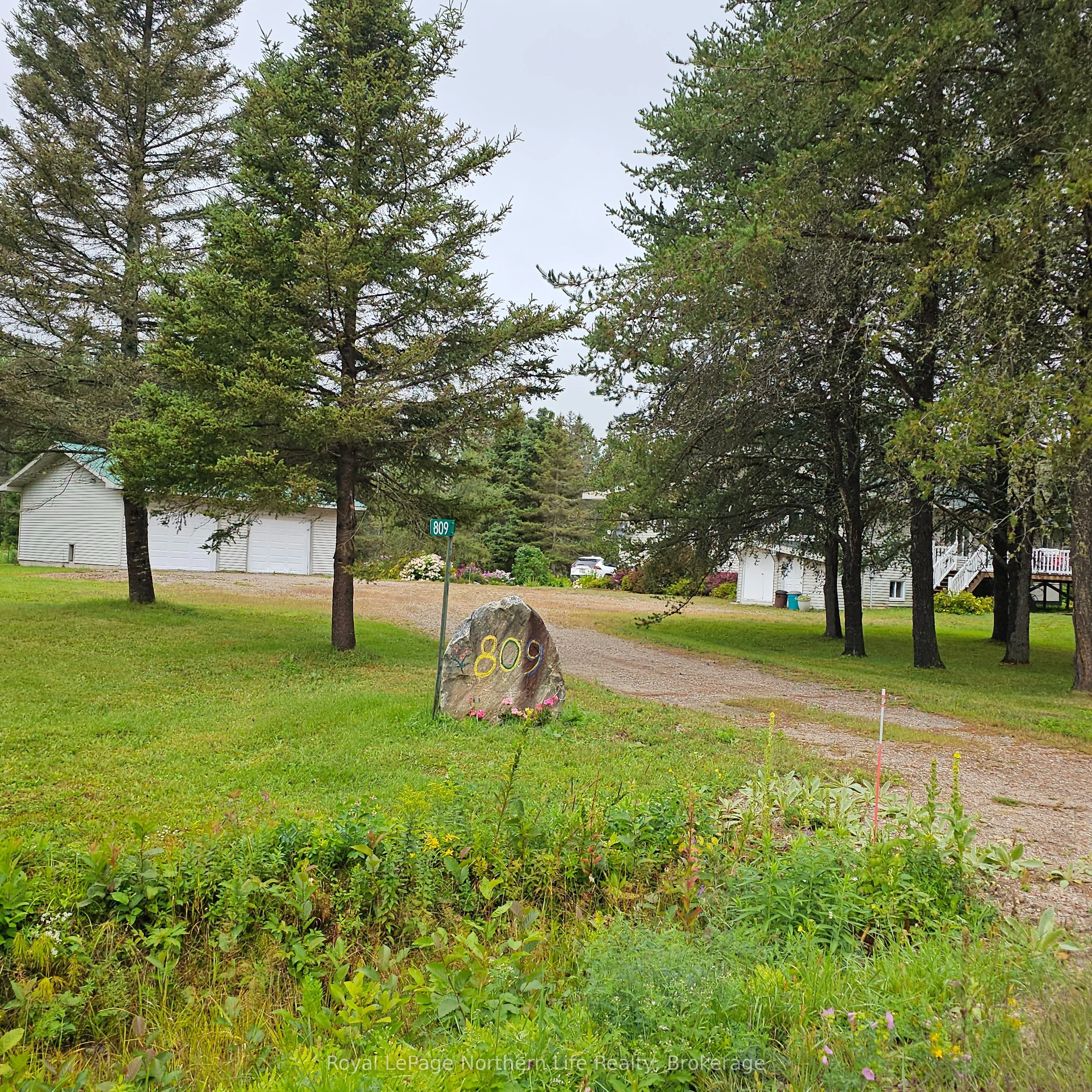 809 CAMERON Road