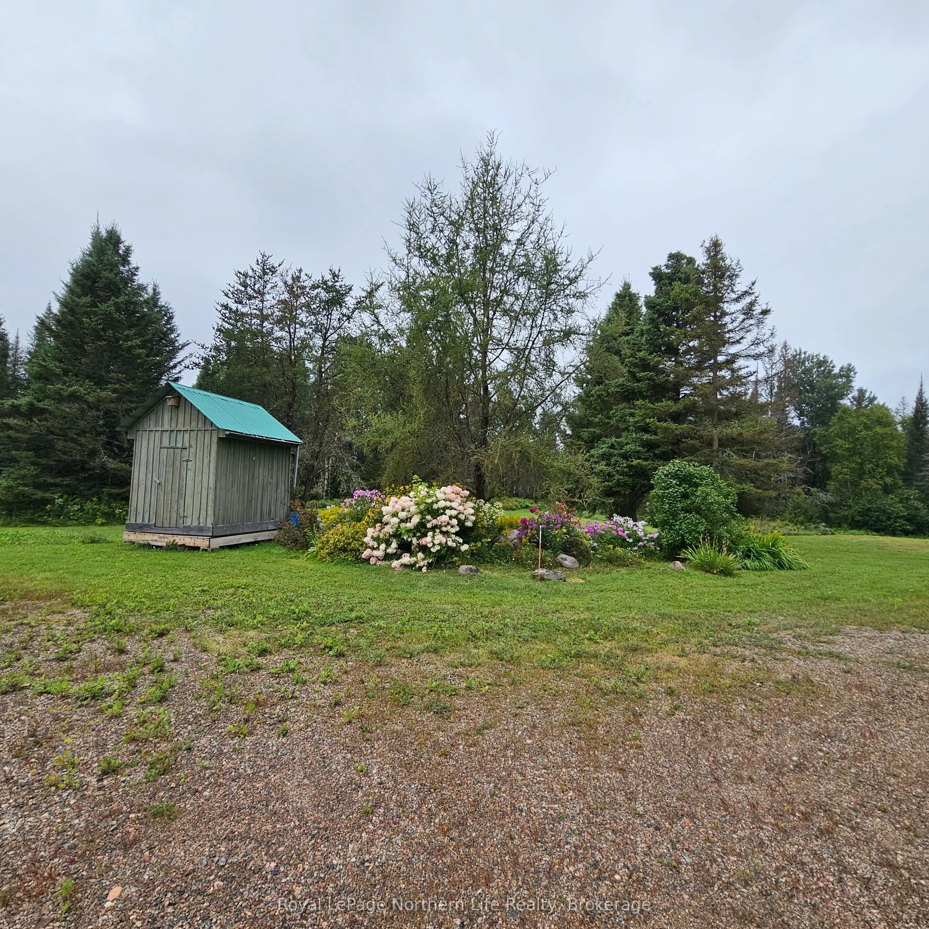 809 CAMERON Road