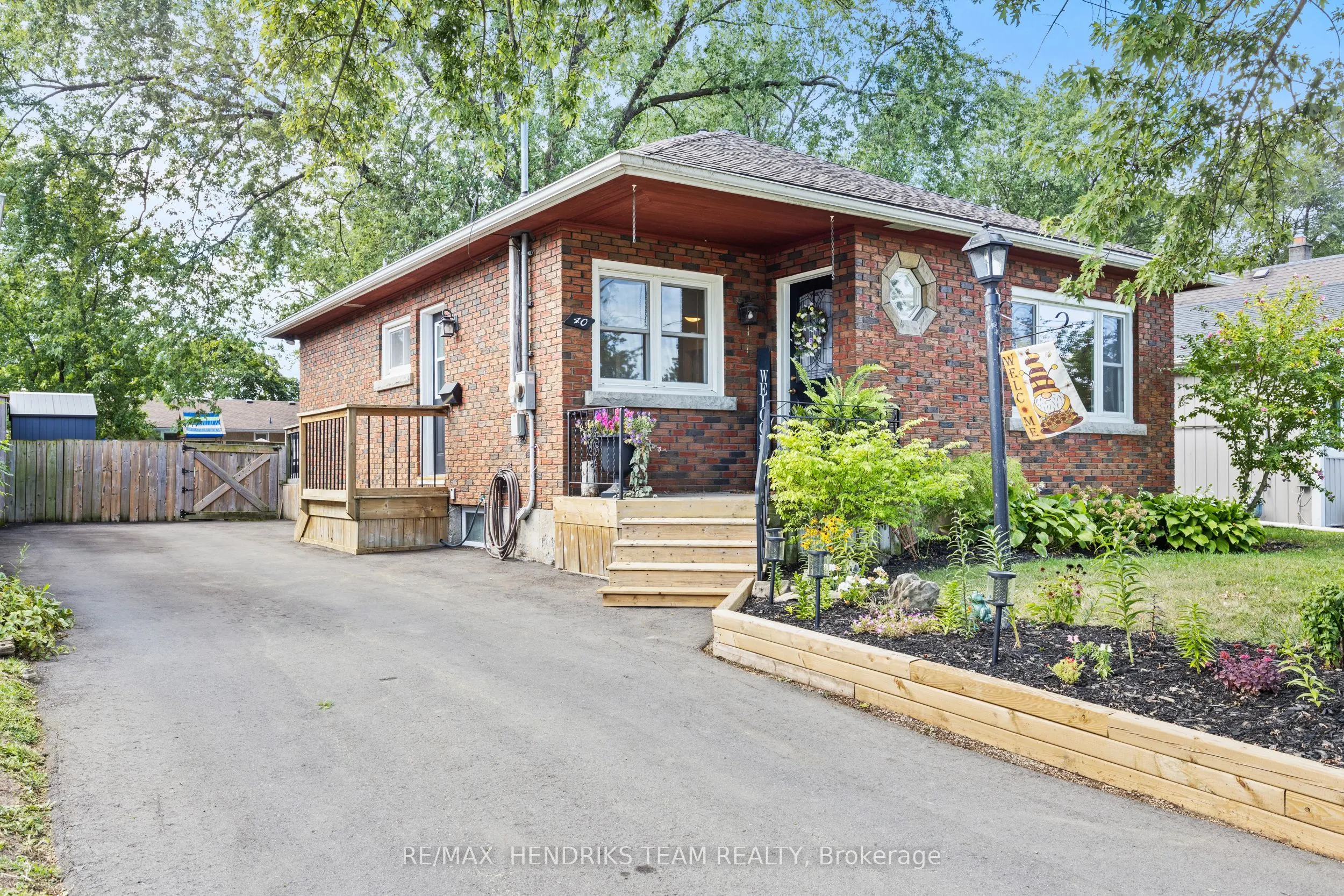 40 Alexandra Boulevard