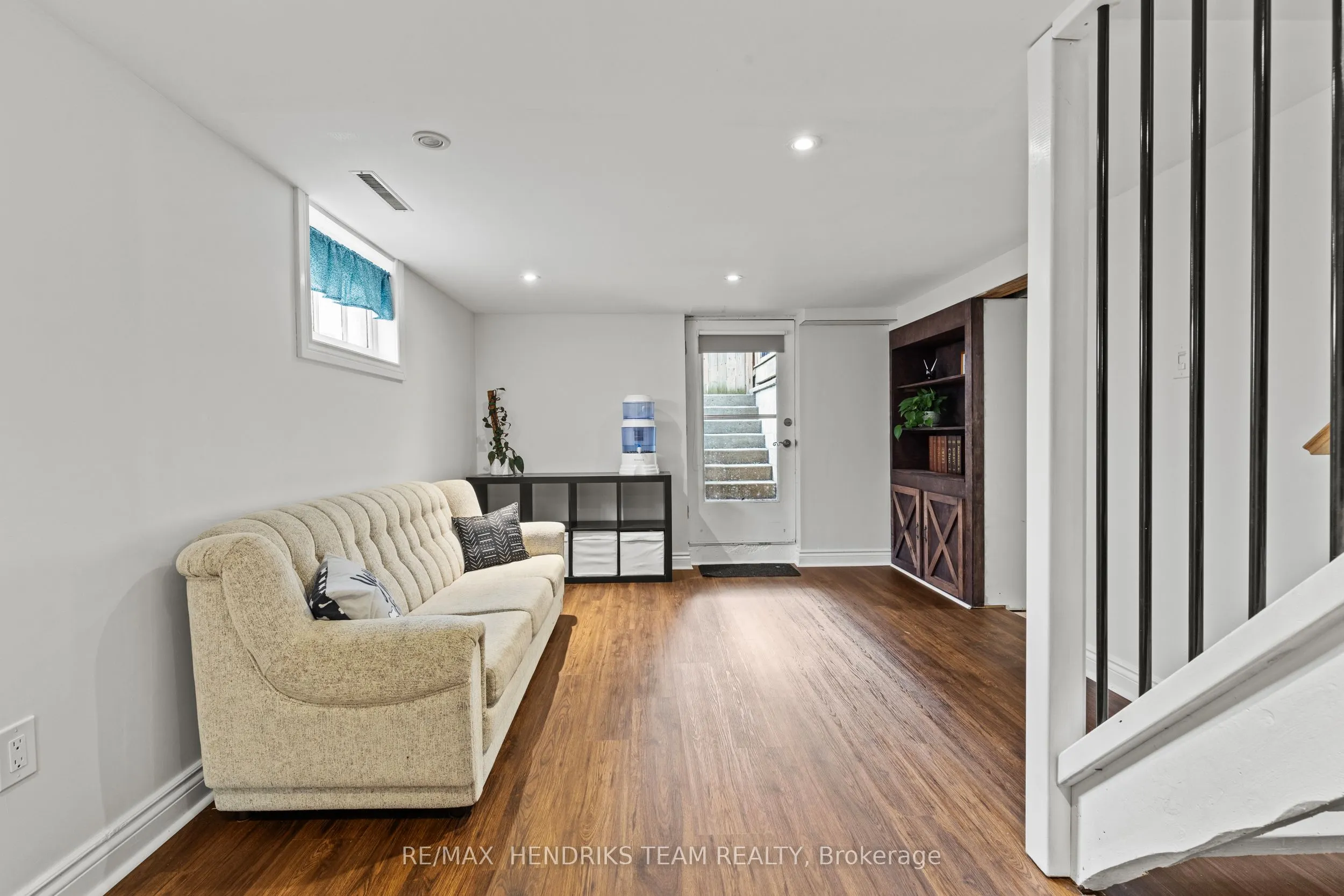 40 Alexandra Boulevard