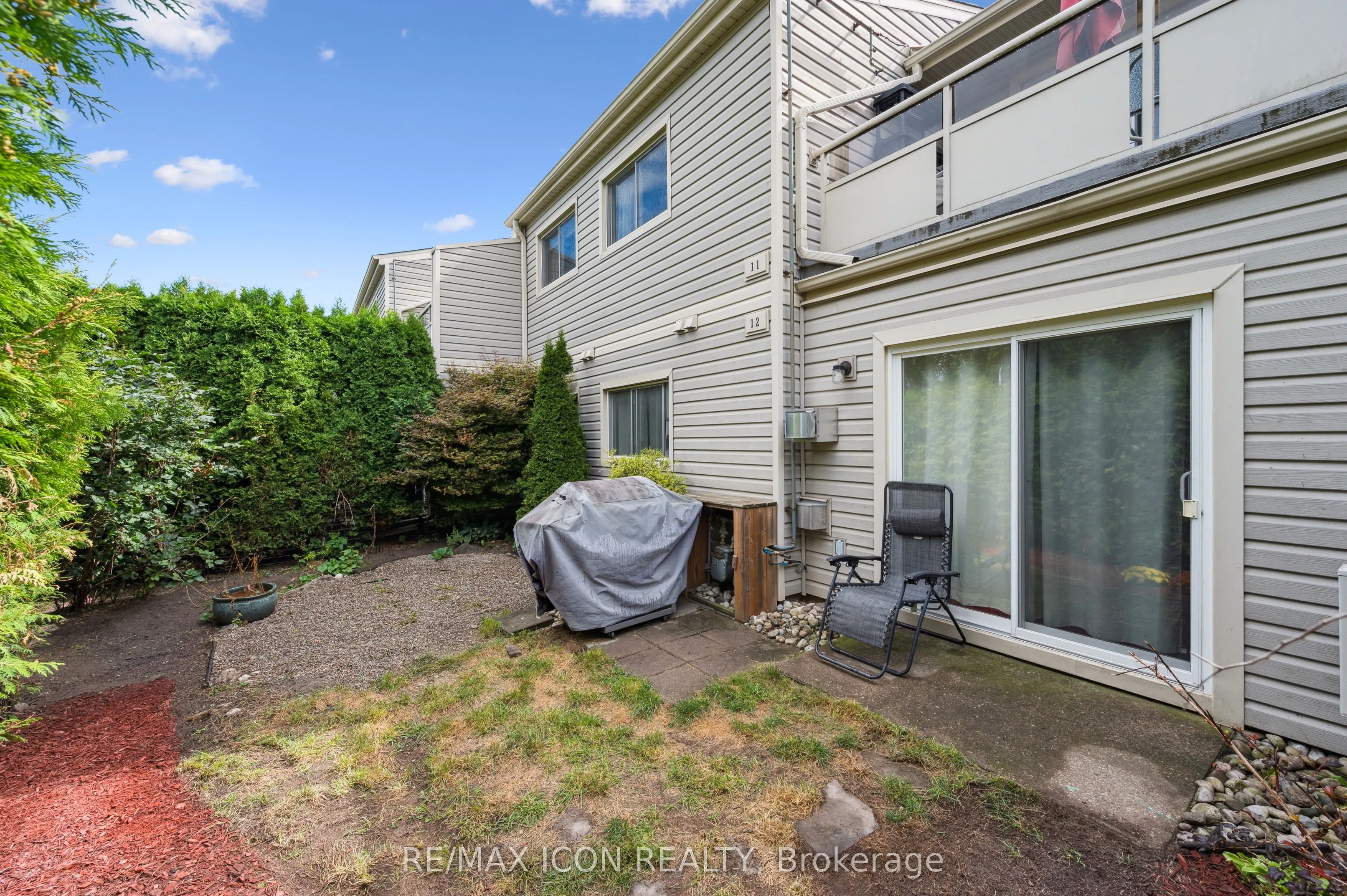 337 Kingswood Drive, #12